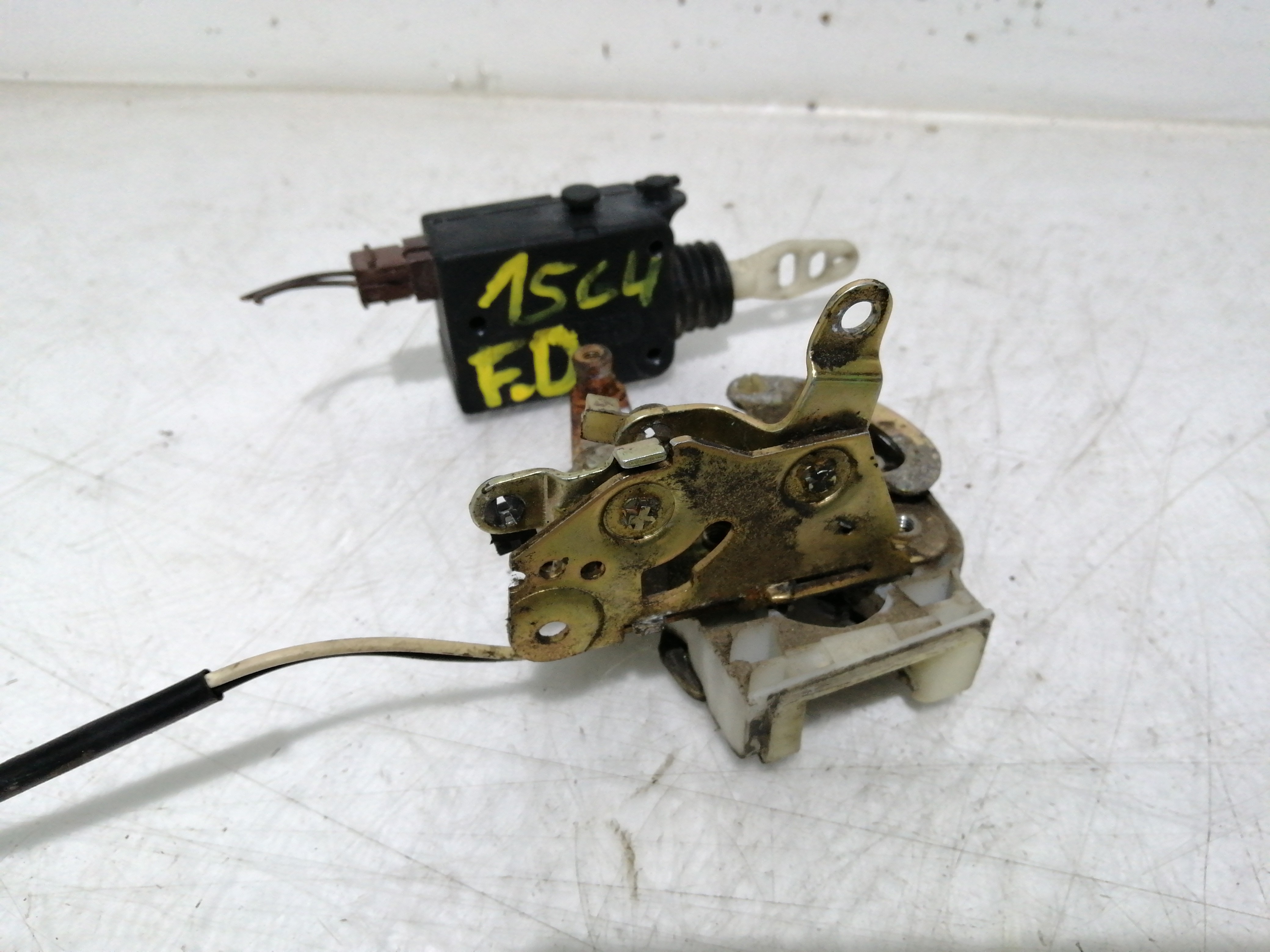 Fecho da Porta Frente Direito CITROEN BX (XB-_) | 82 - 94 Imagem-1