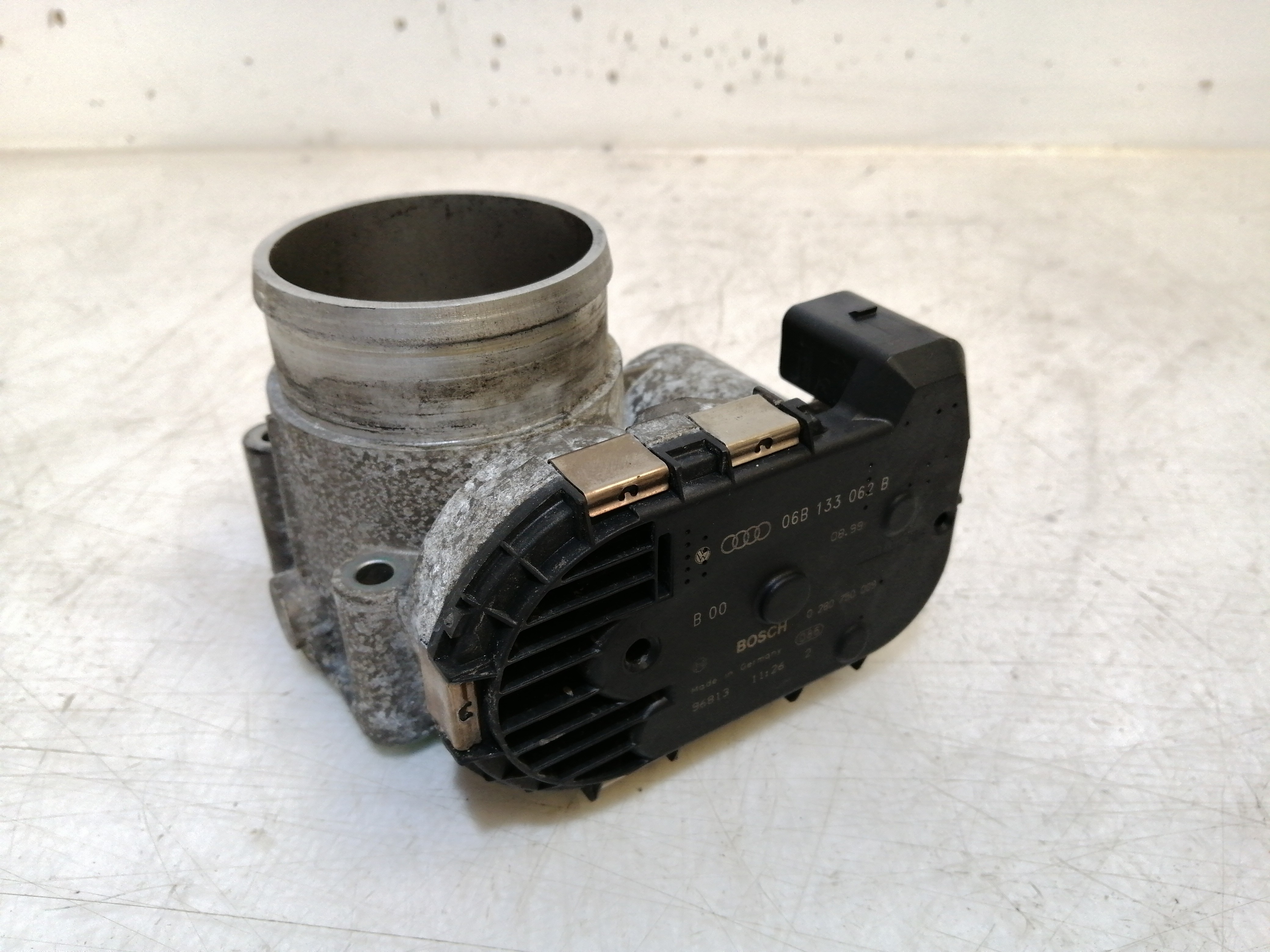 Borboleta Admissão VOLKSWAGEN PASSAT Variant (3B5) | 97 - 01