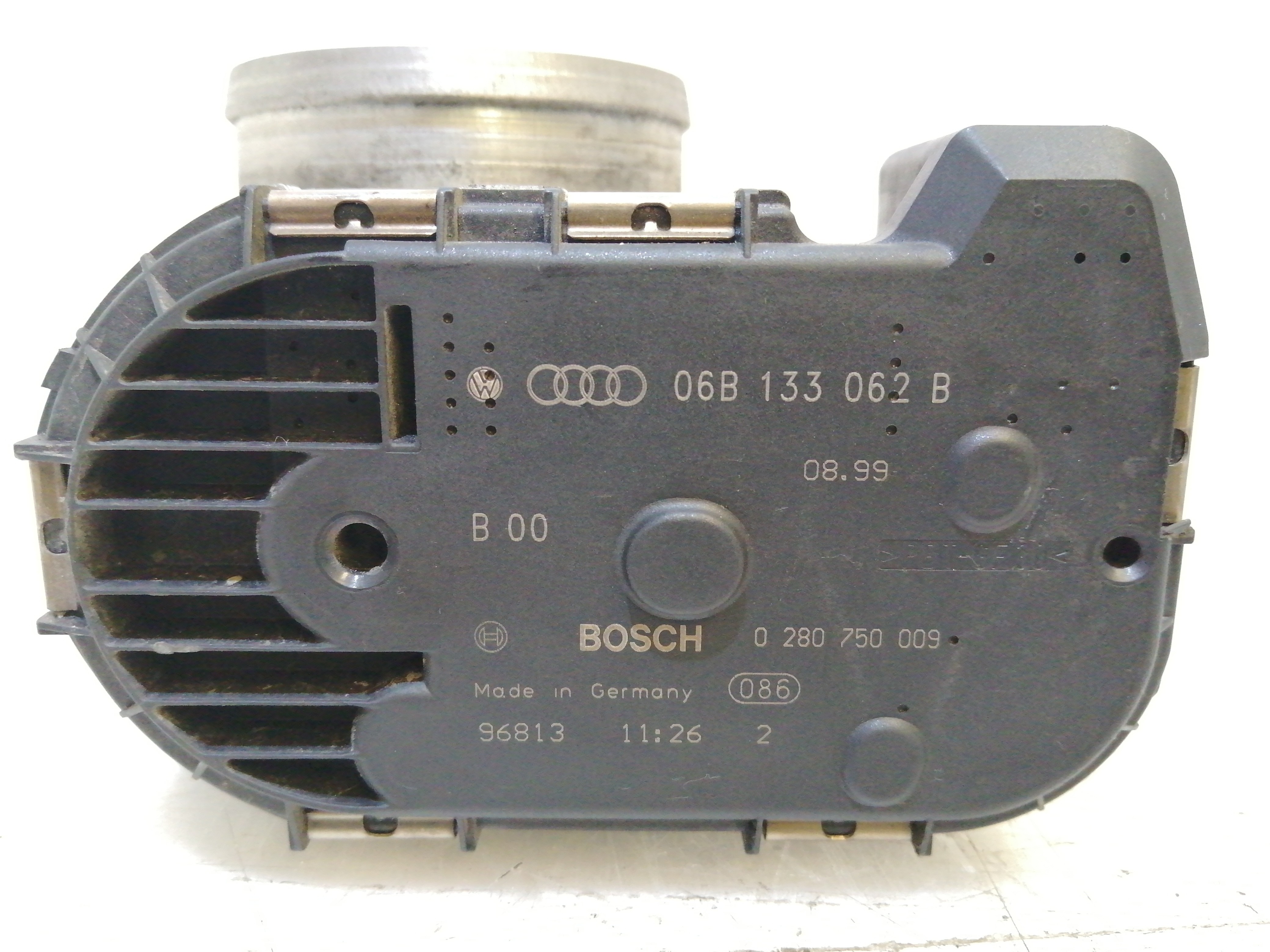 Borboleta Admissão VOLKSWAGEN PASSAT Variant (3B5) | 97 - 01 Imagem-1