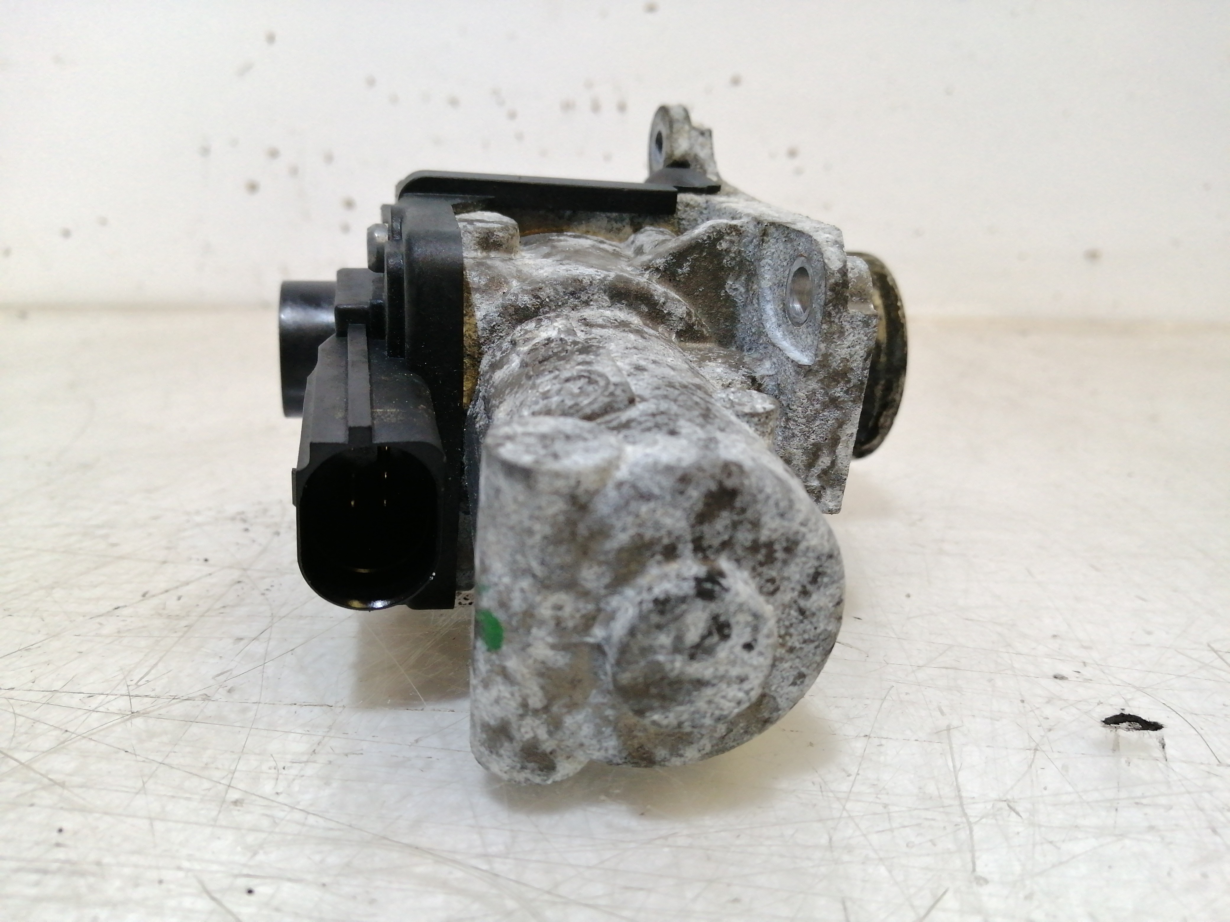 EGR Válvula VOLKSWAGEN CADDY II Combi (9K9B) | 95 - 04 Imagem-1