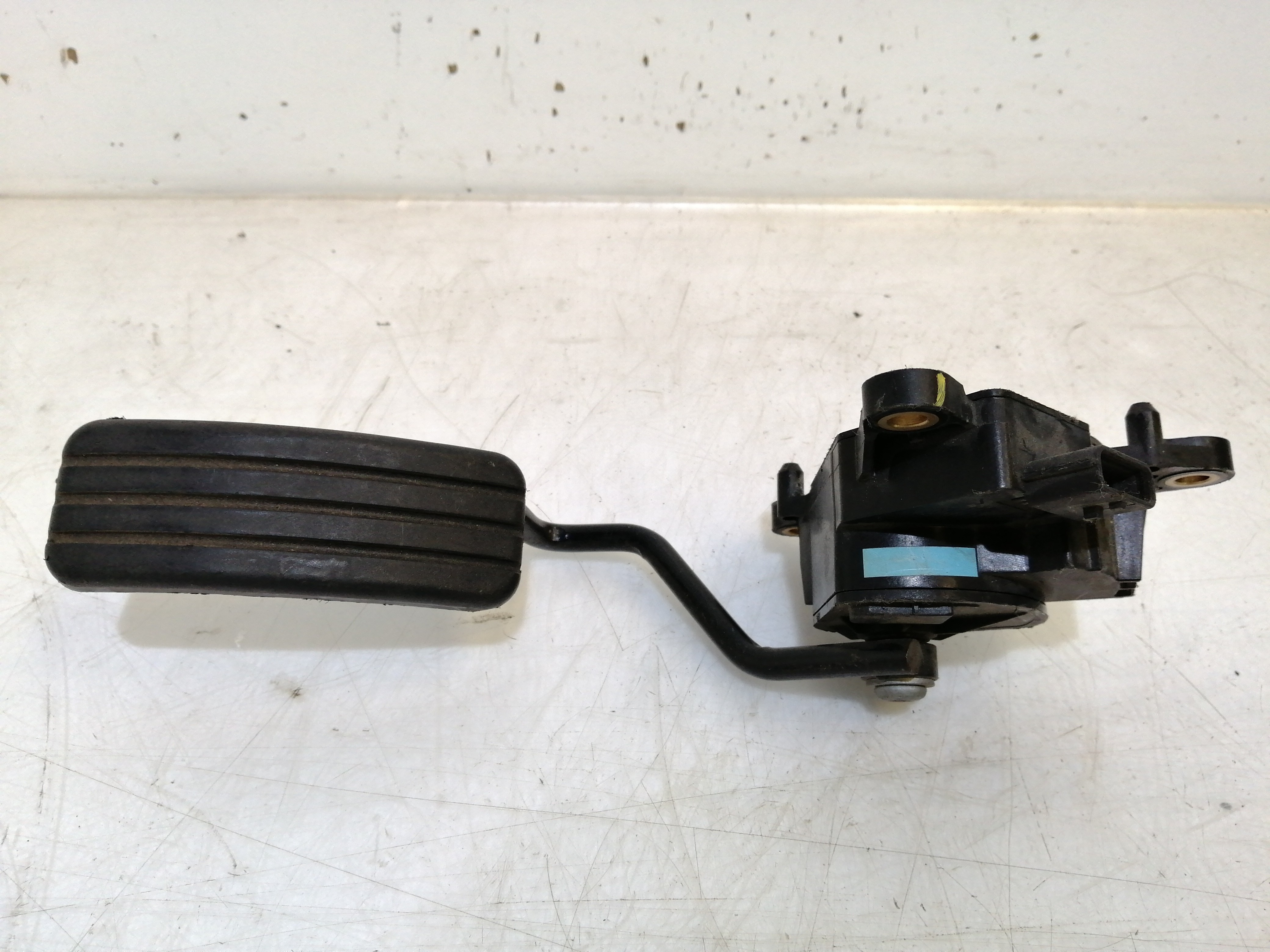 Pedal acelerador RENAULT CLIO III (BR0/1, CR0/1) | 05 - 