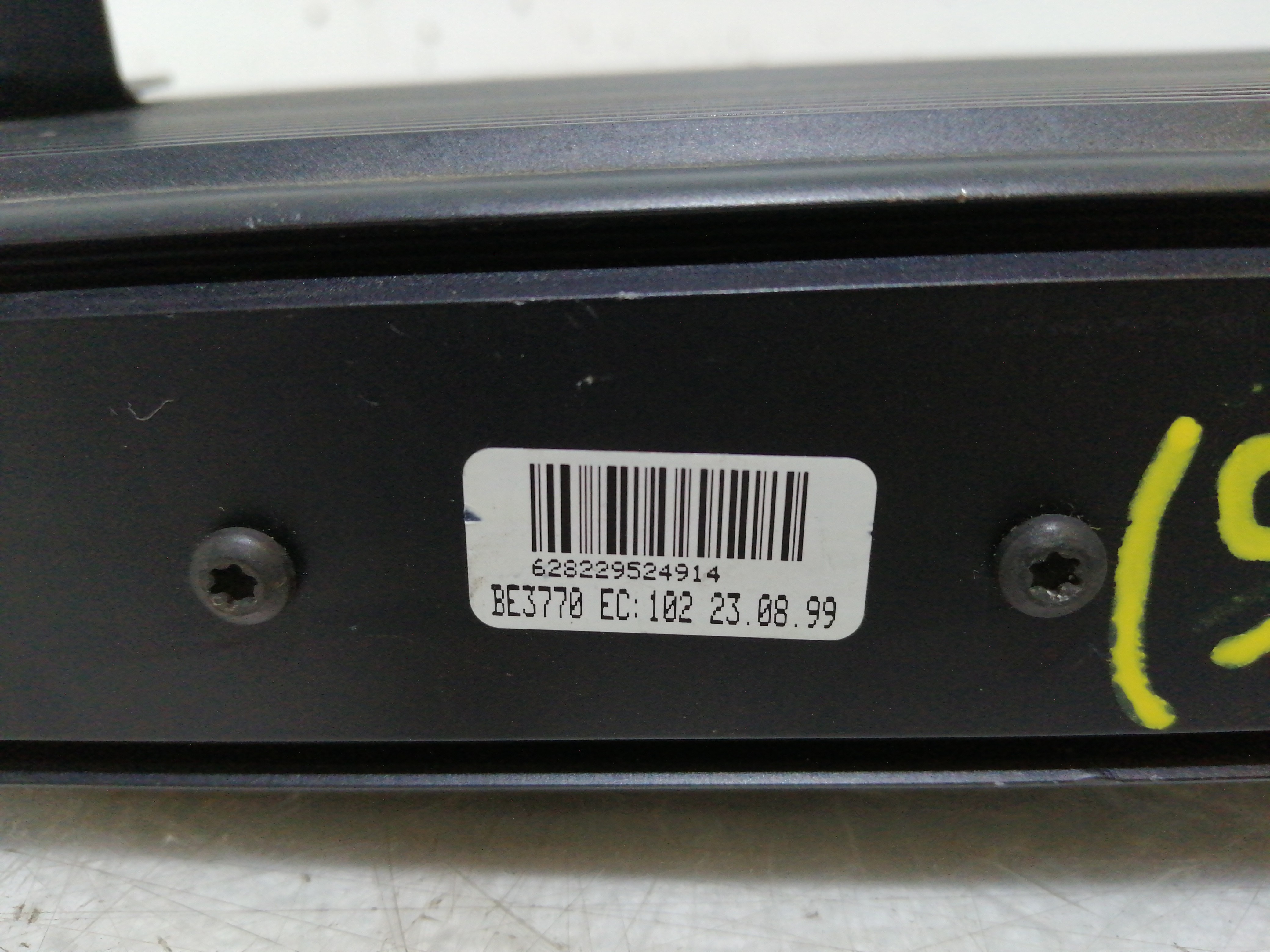 Amplificador de antena SAAB 9-5 (YS3E) | 97 - 09 Imagem-2