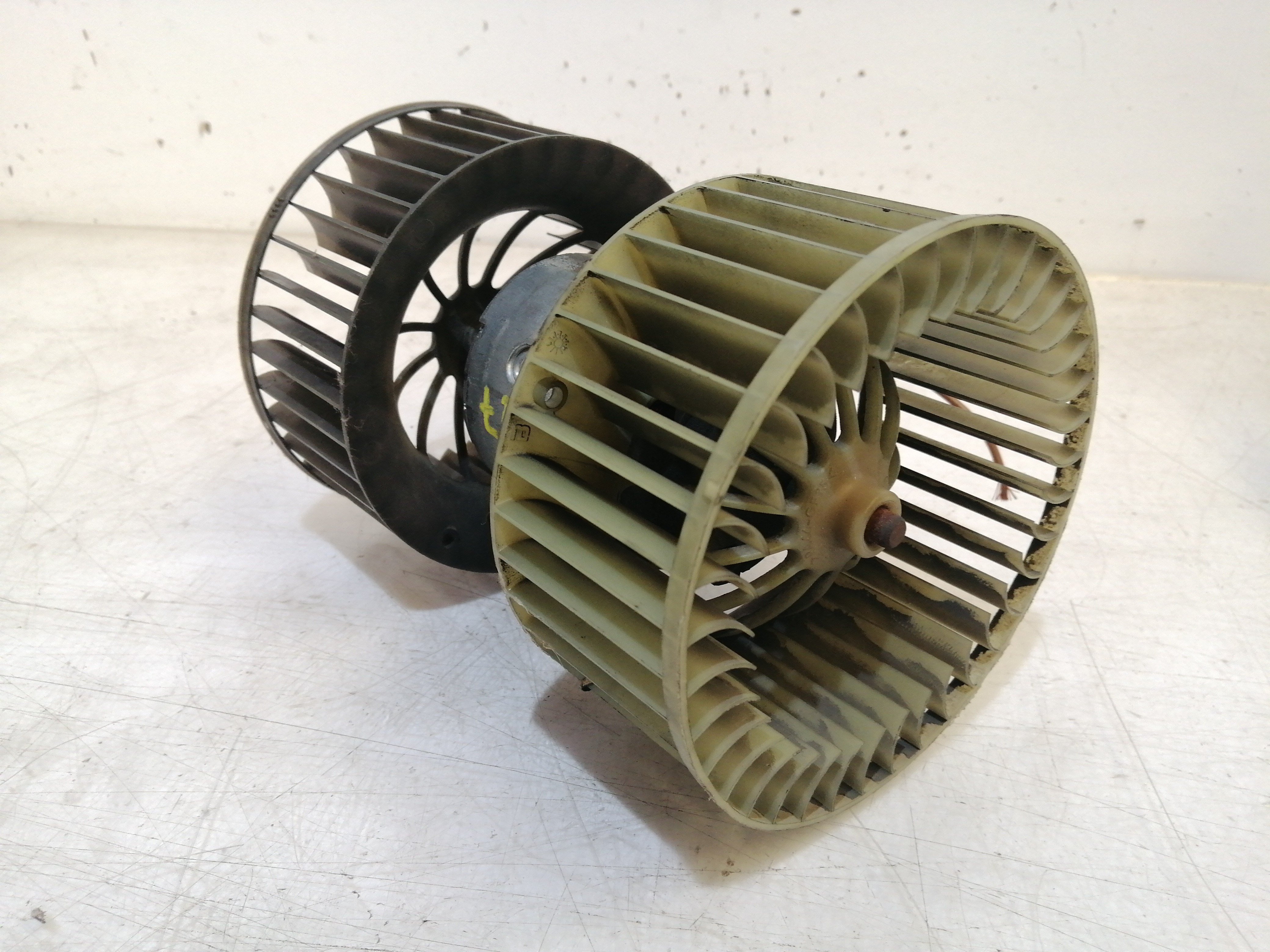 Motor da Climatizaçao / Sofagem BMW 3 (E36) | 90 - 98 Imagem-1