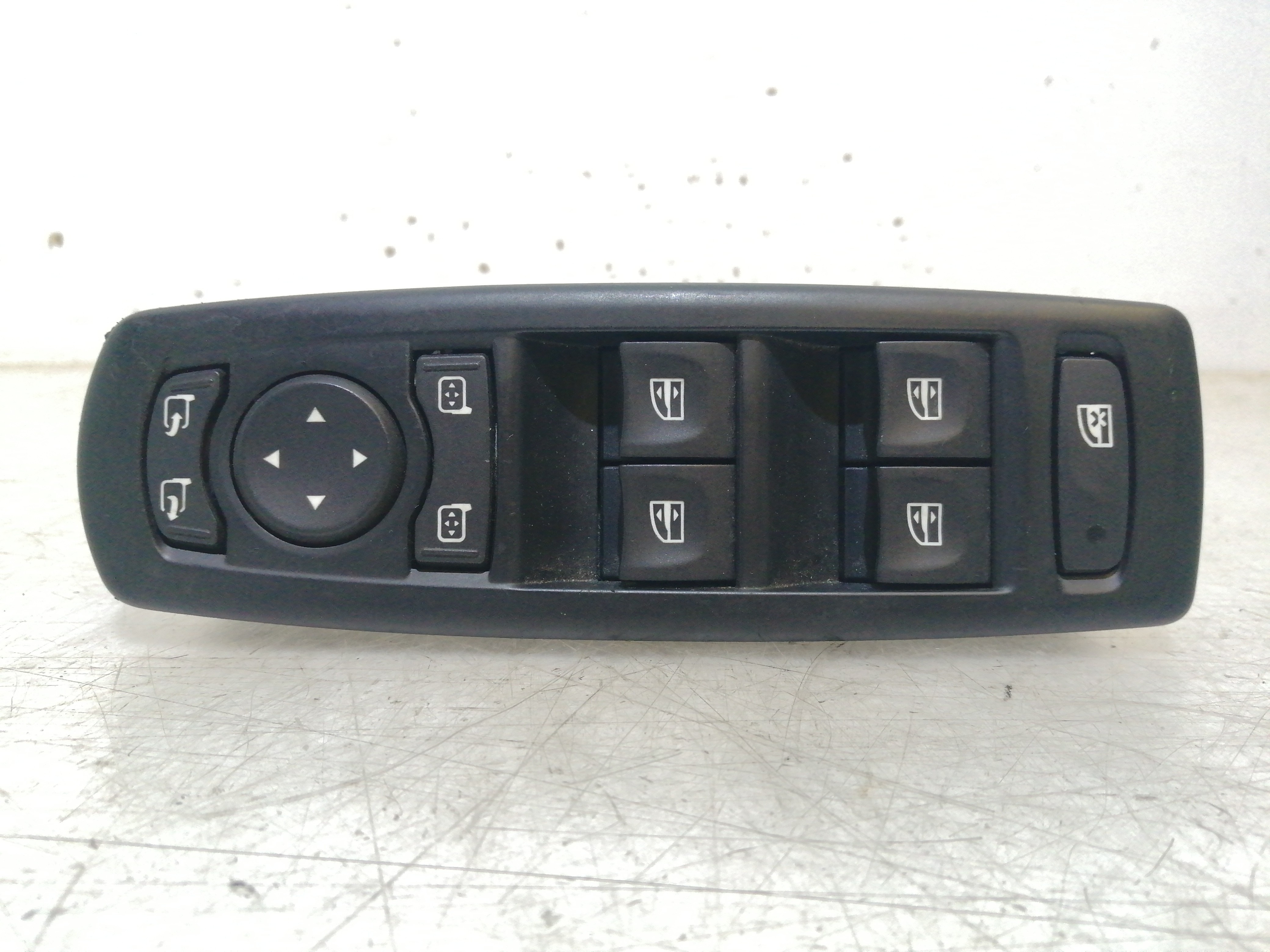 Interruptor Vidros Frente Esquerdo RENAULT LAGUNA III Sport Tourer (KT0/1) | 07 - 15