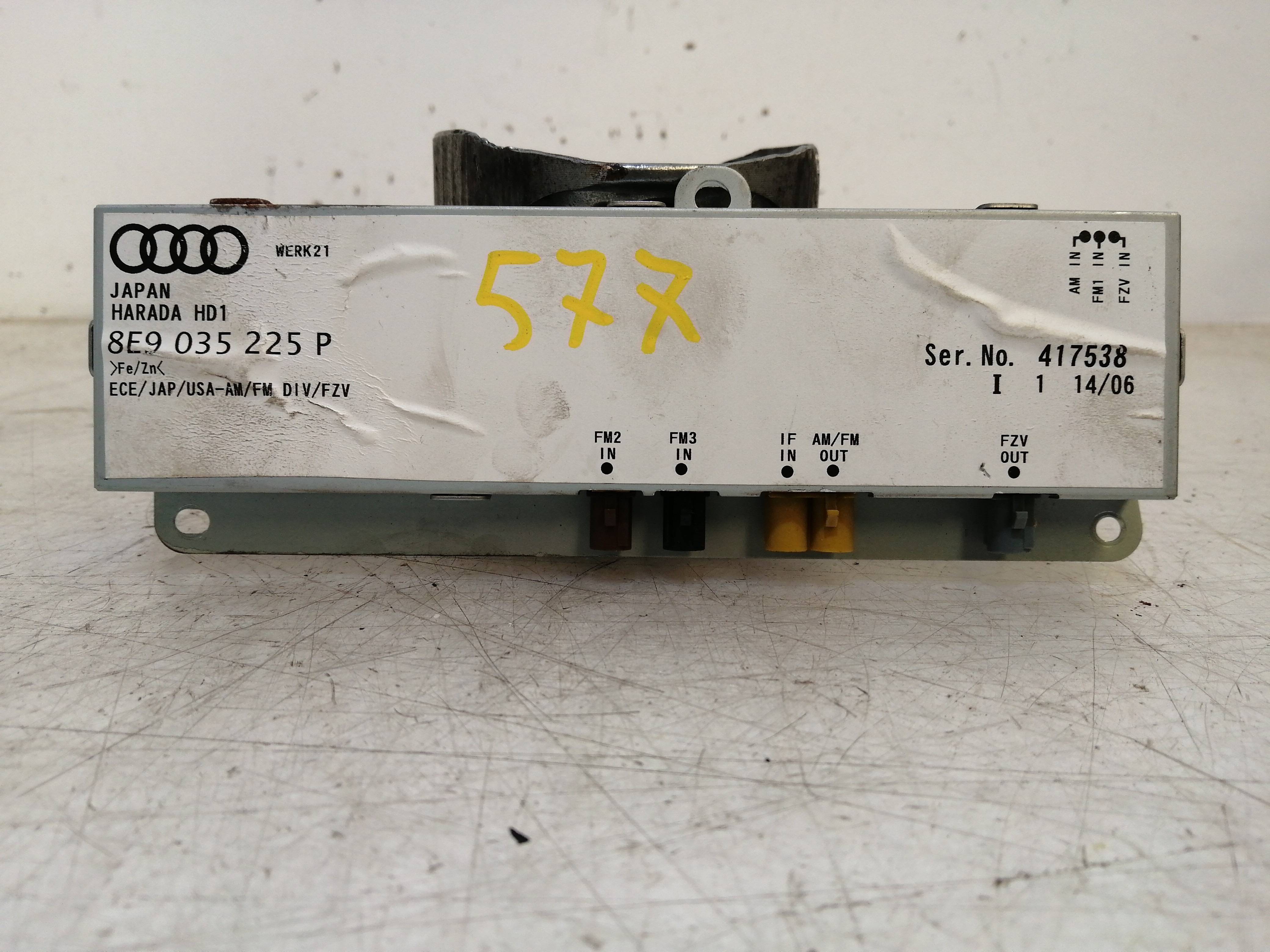 Amplificador de antena AUDI A4 Avant (8ED, B7) | 04 - 08 Imagem-2