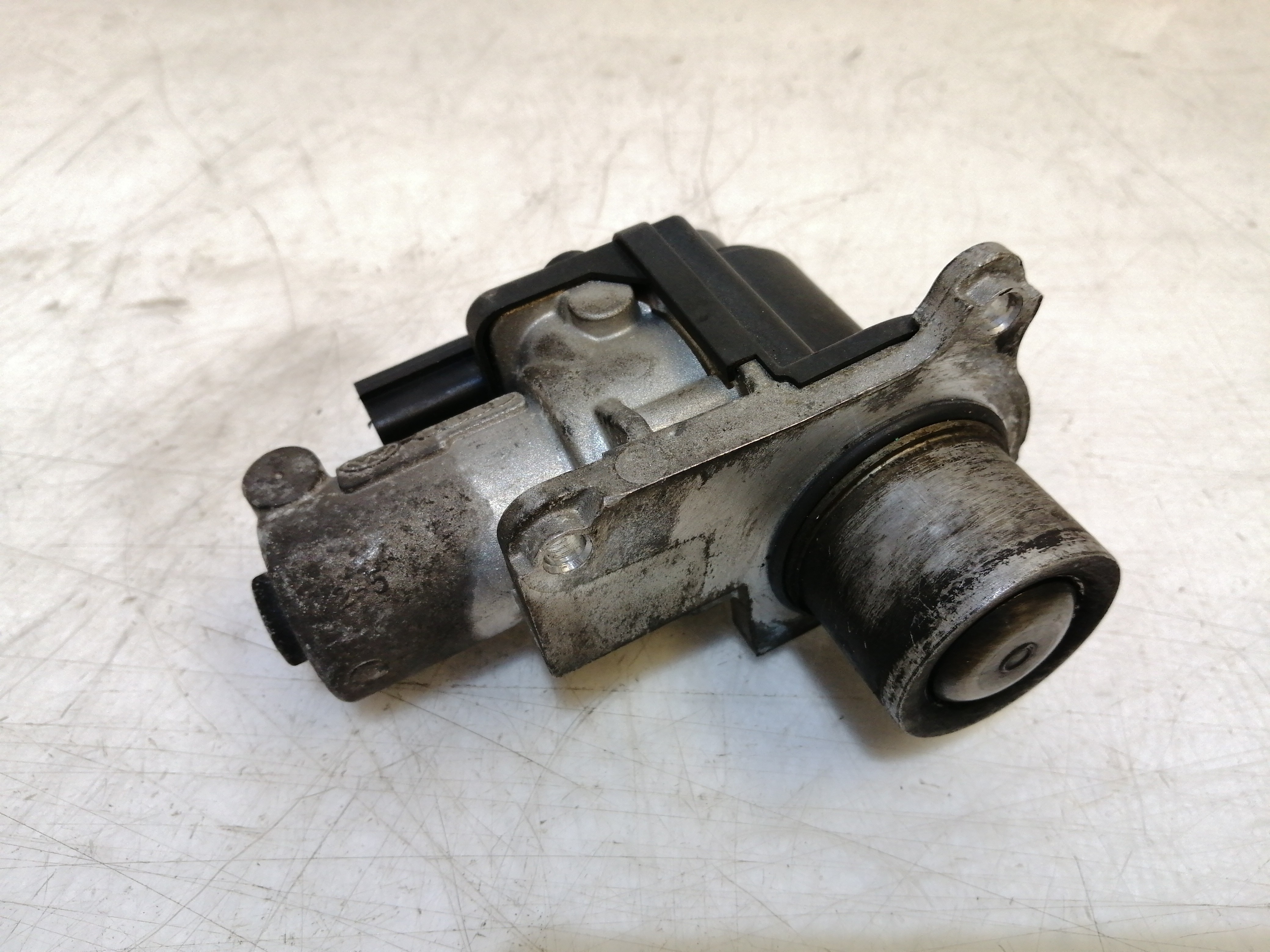 EGR Válvula VOLKSWAGEN PASSAT Variant (3C5) | 05 - 11 Imagem-2