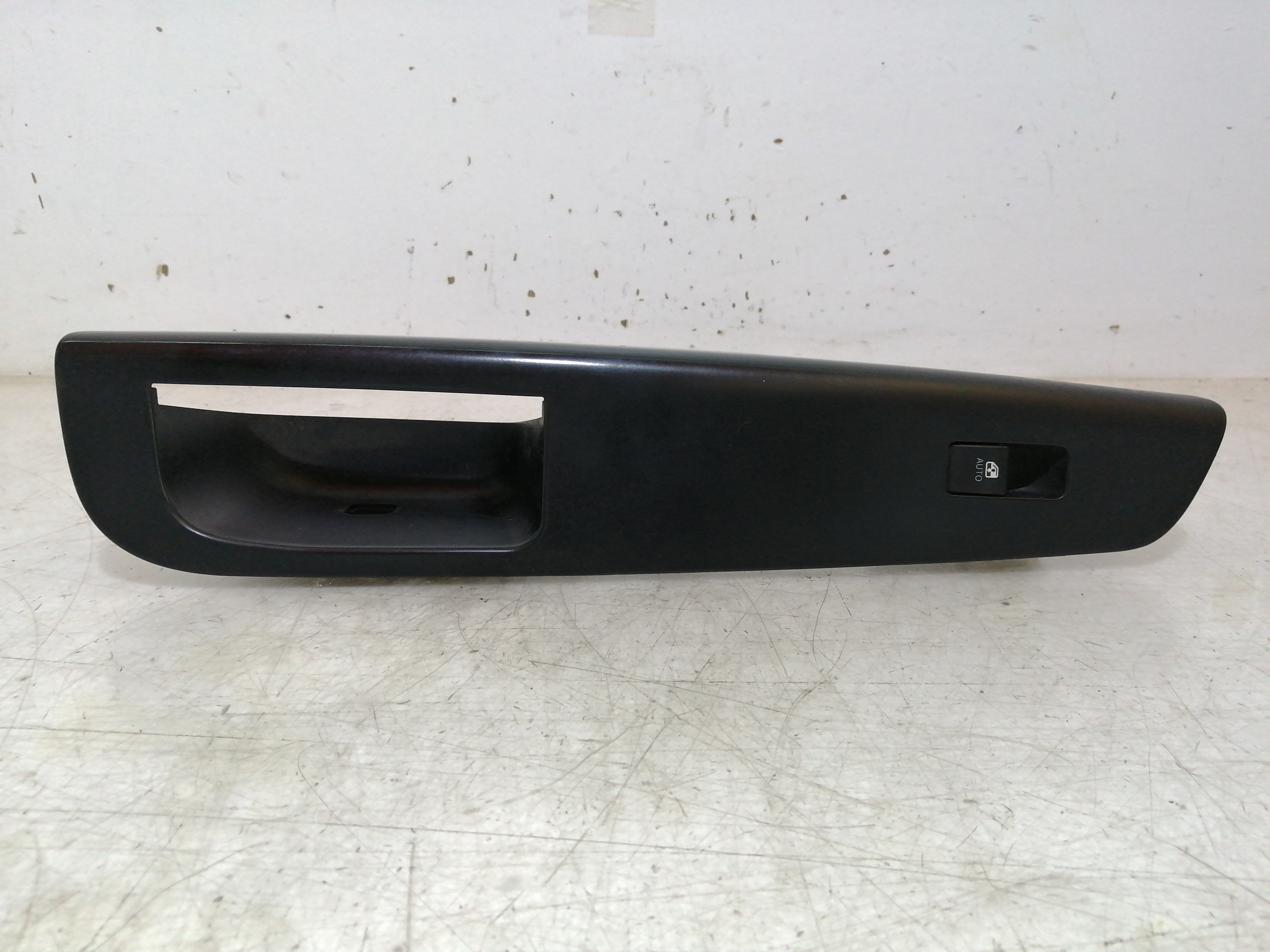 Interruptor Vidro Porta Frente Direito Passageiro KIA CEED SW (ED) | 07 - 12