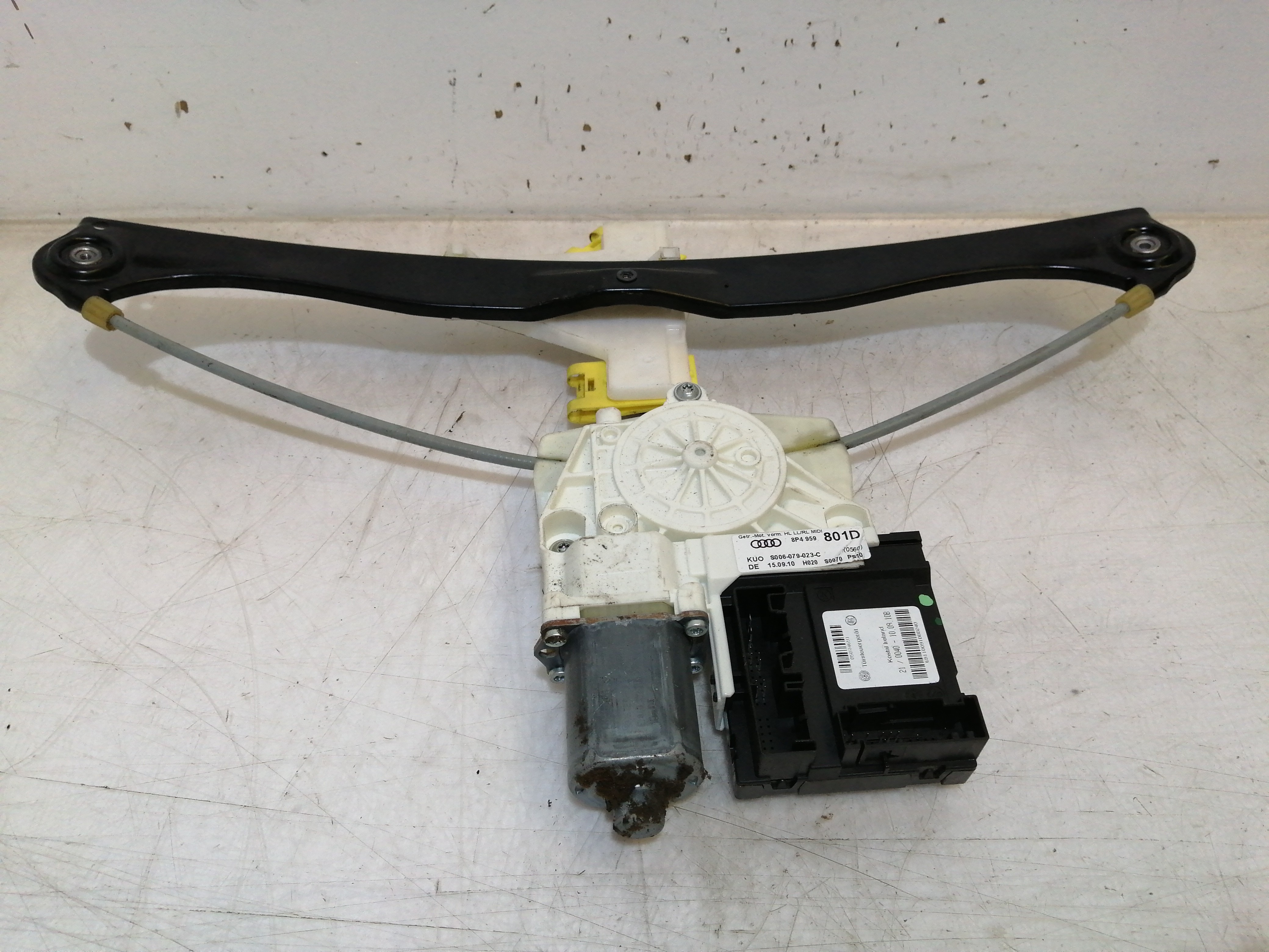 Elevador Trás Esquerdo Elétrico AUDI A3 Sportback (8PA) | 04 - 15