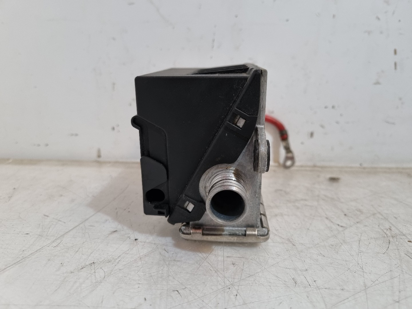 Modulo eletrico BMW 3 Touring (E46) | 99 - 05 Imagem-2