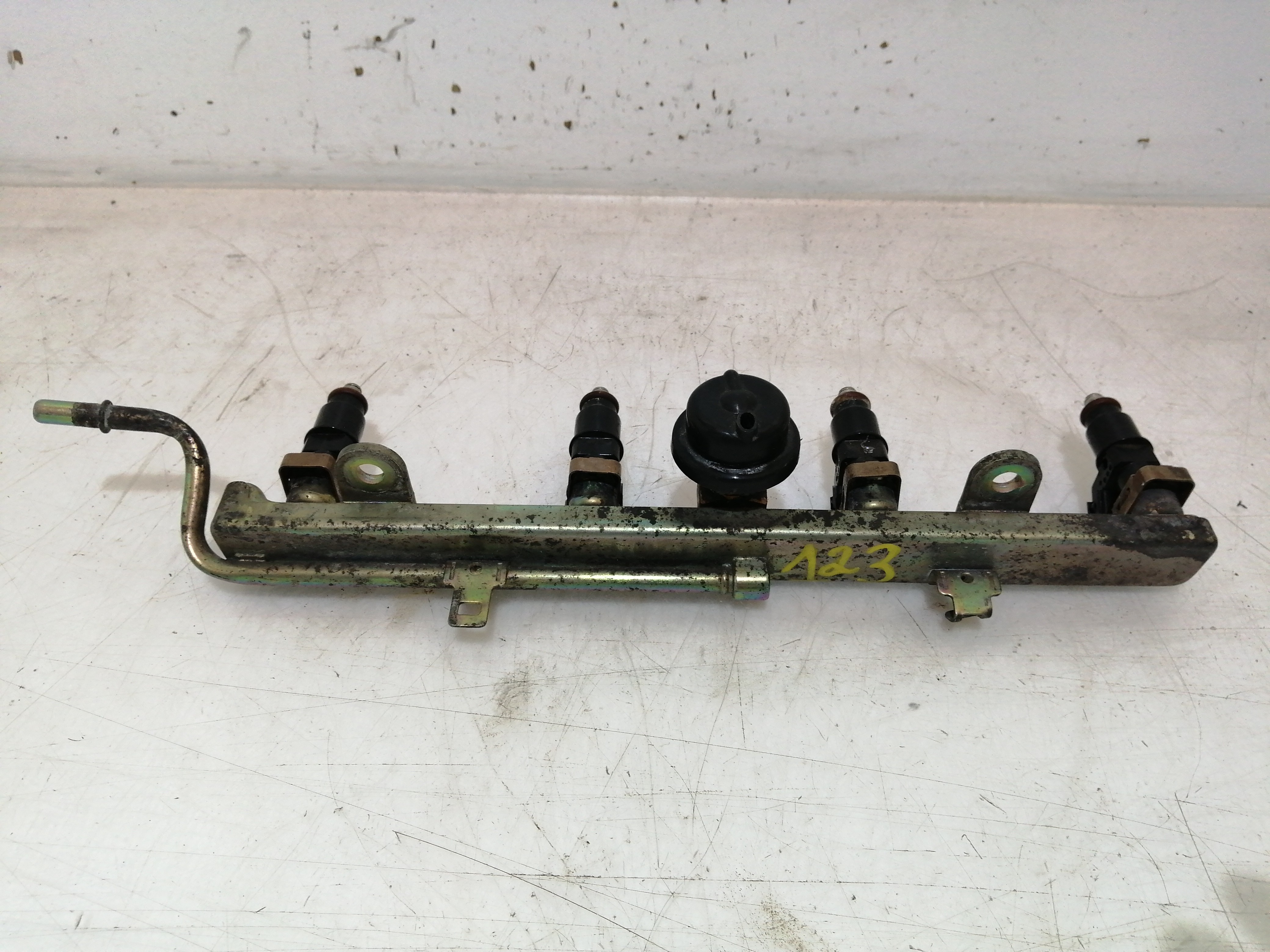 Regua Injectora HONDA CIVIC VII Hatchback (EU, EP, EV) | 99 - 06 Imagem-1