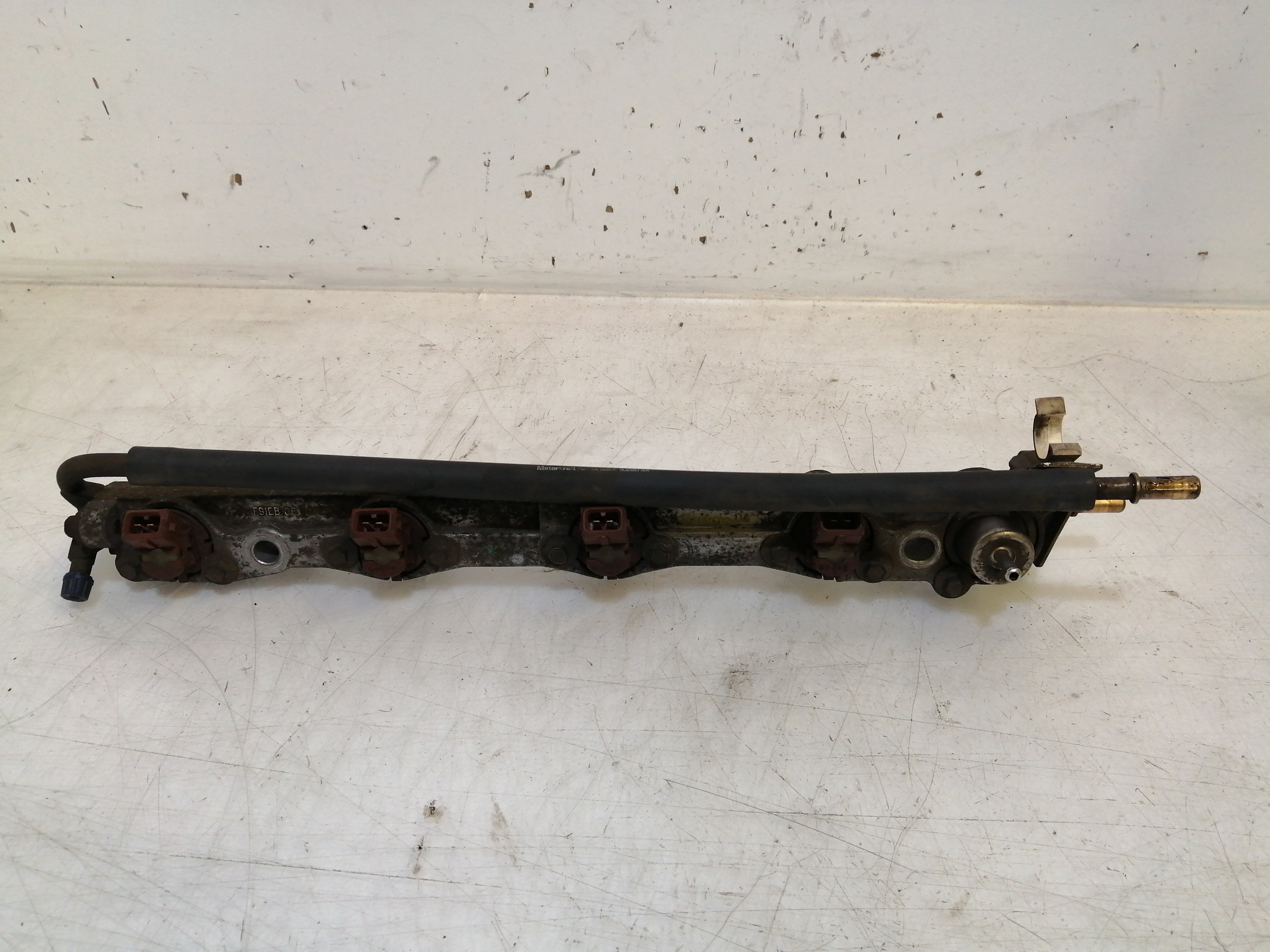 Regua Injectora FORD FIESTA IV (JA_, JB_) | 95 - 02 Imagem-1