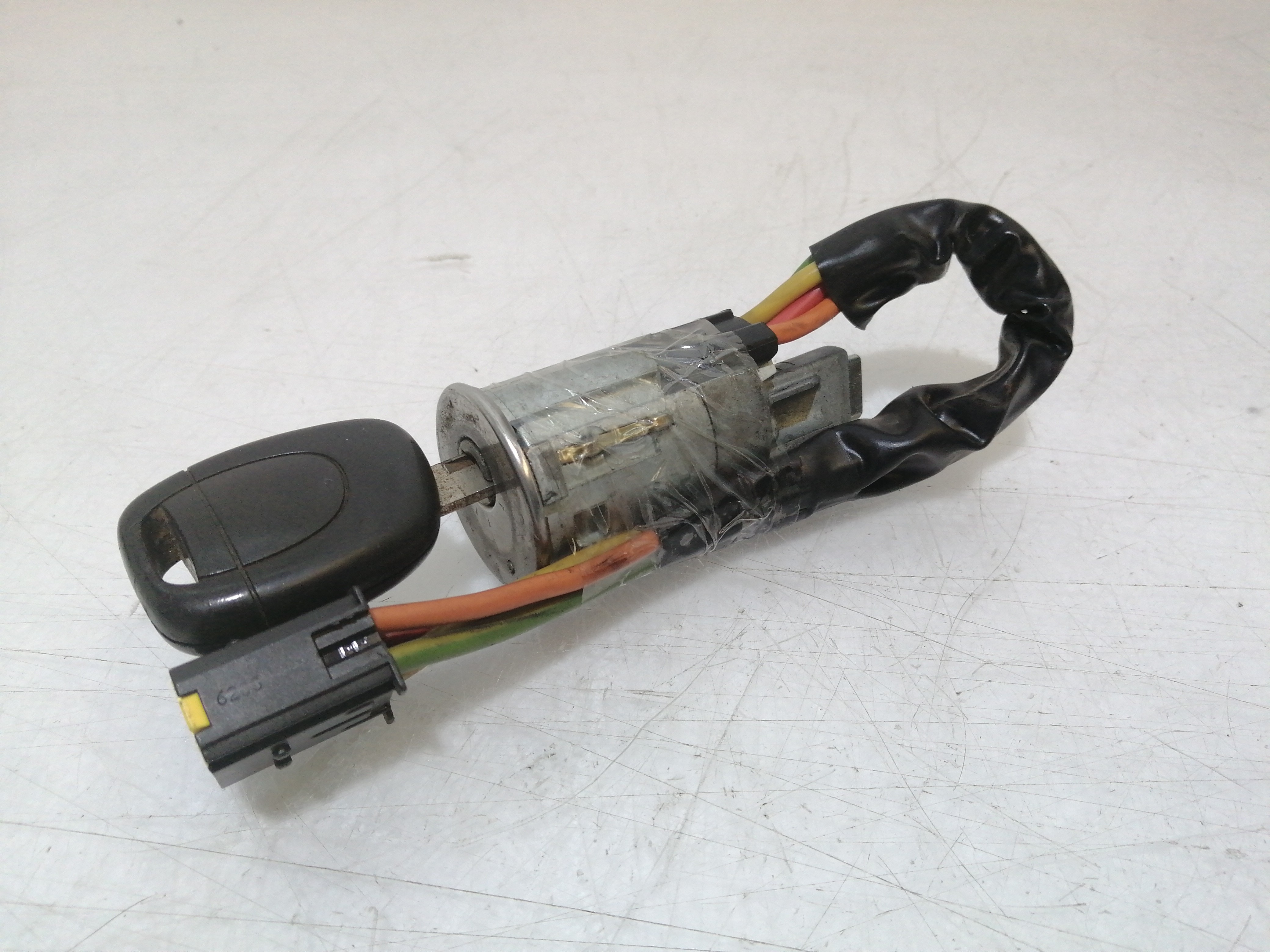 Canhão Ignição RENAULT CLIO II Caixa (SB0/1/2_) | 98 - 