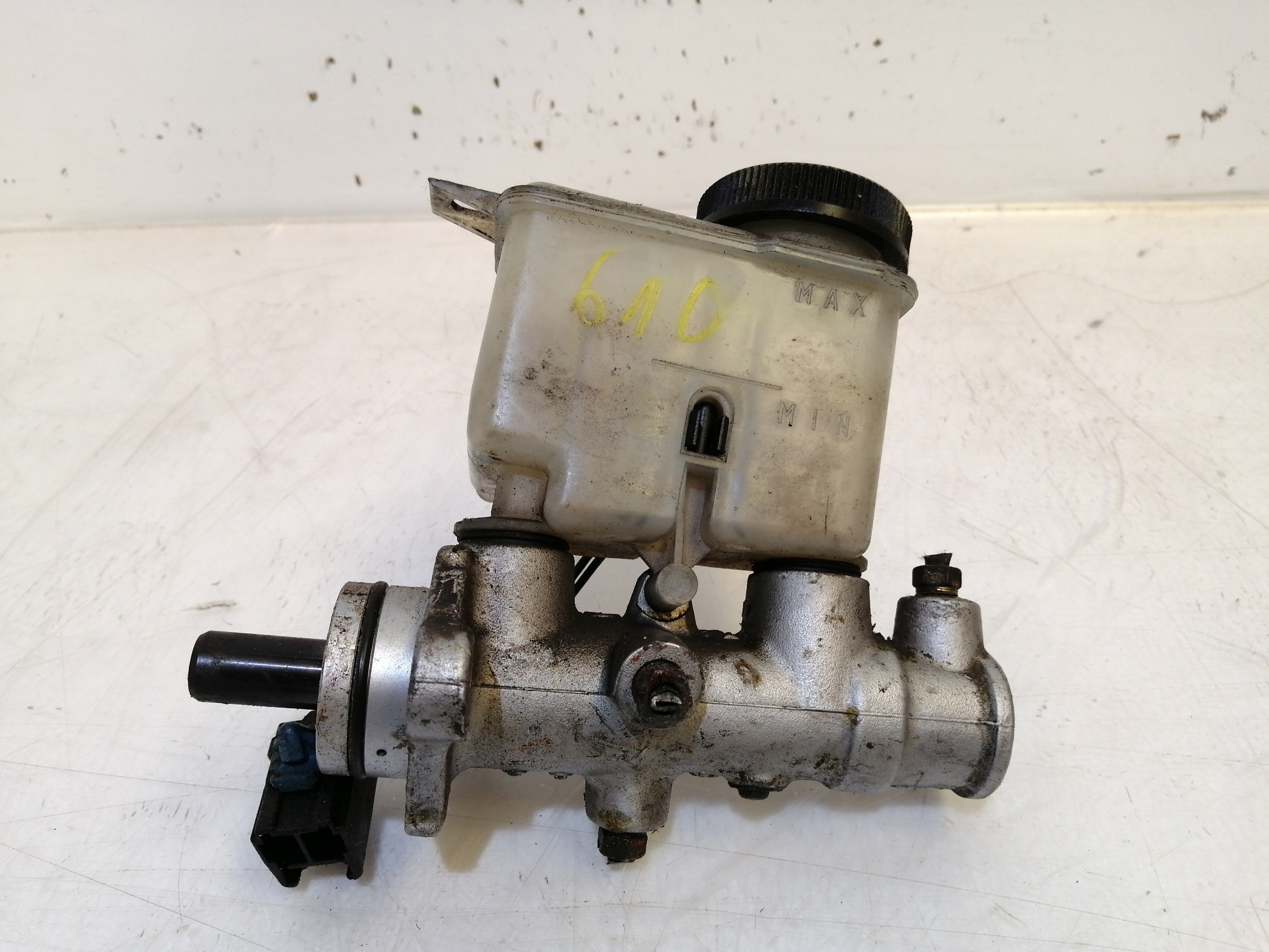 Bomba dos Travões MAZDA 323 P V (BA) | 96 - 98