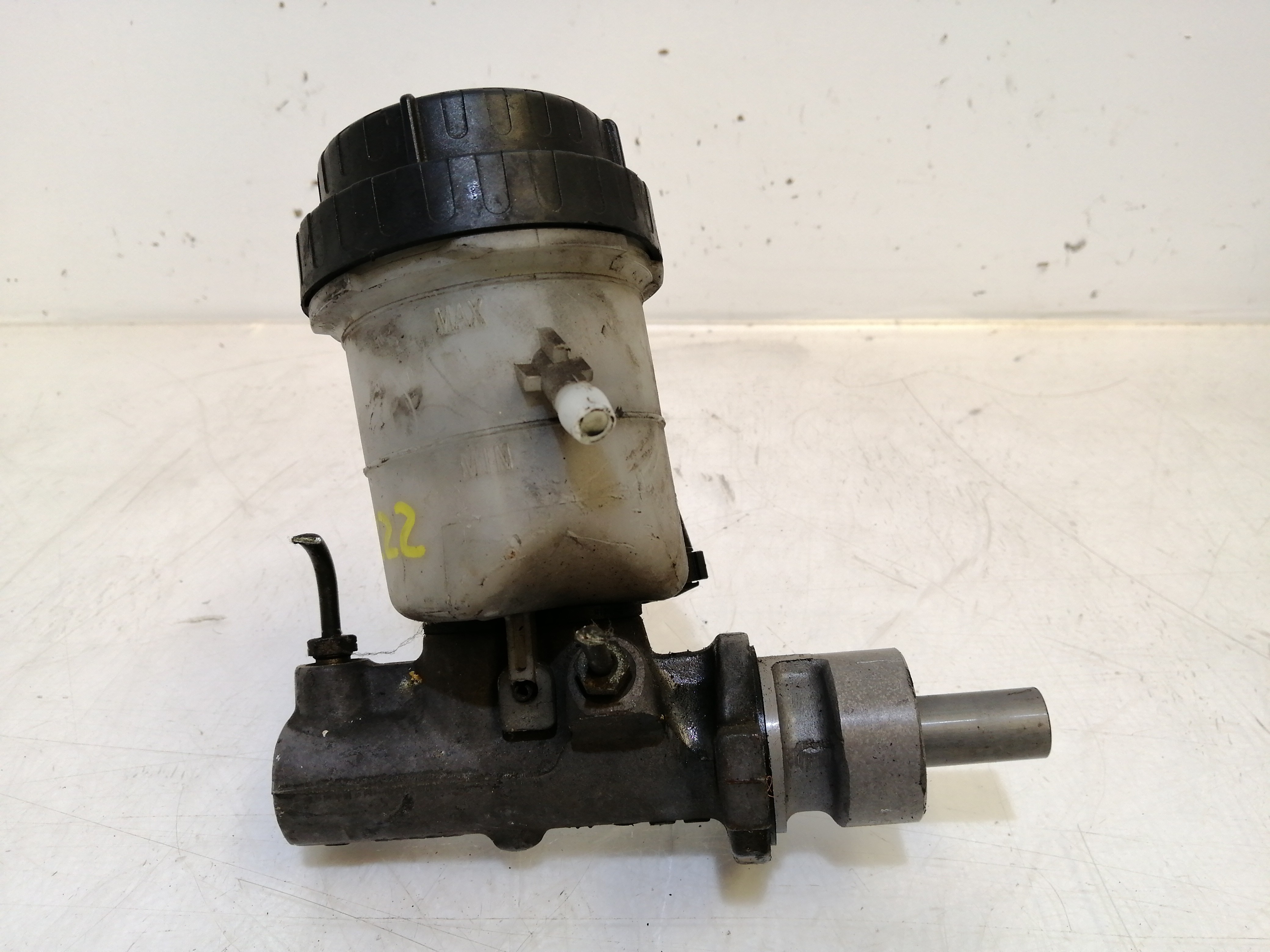 Bomba dos Travões VOLVO V40 Combi (645) | 95 - 04
