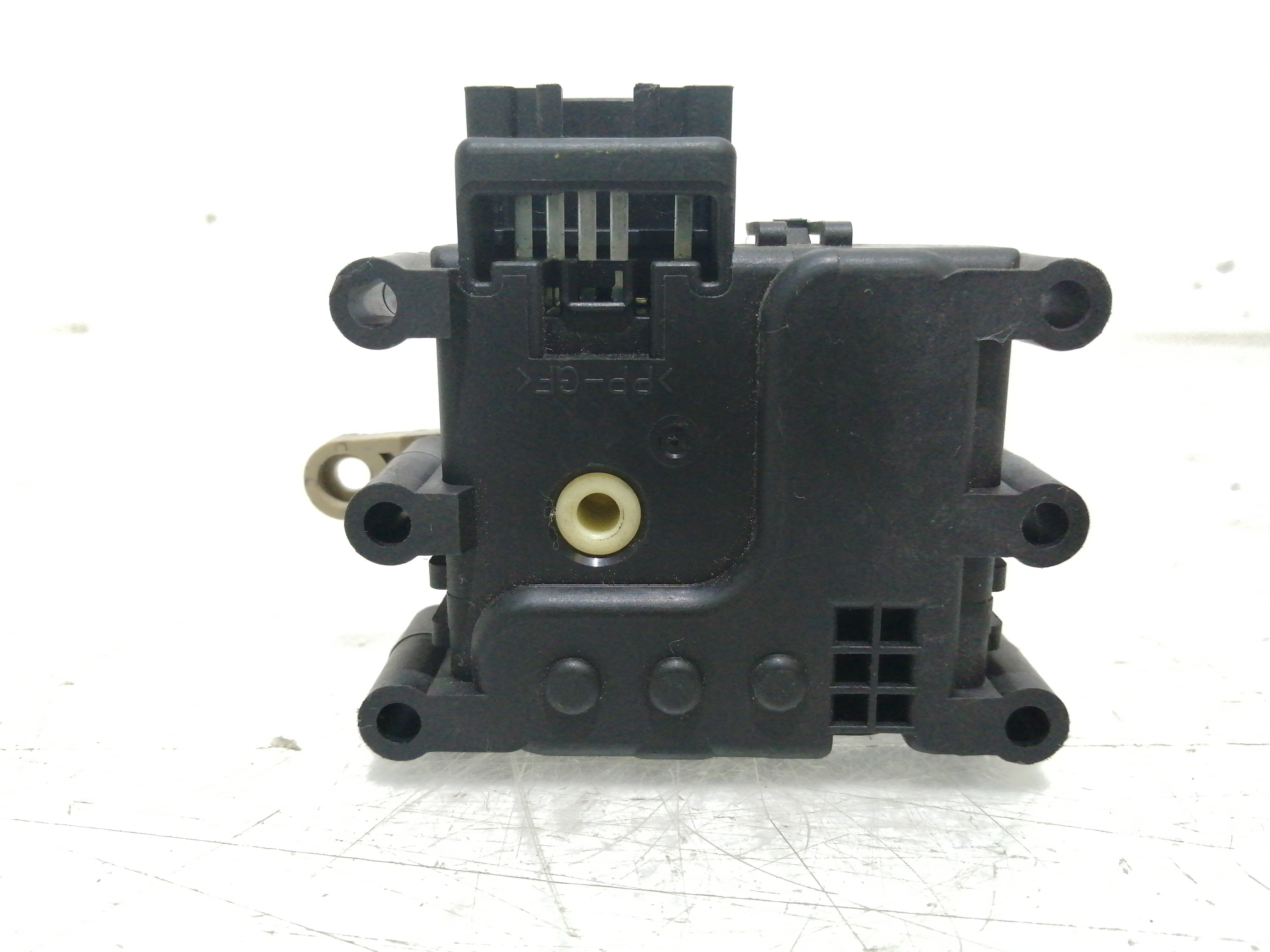 Atuador da Climatizaçao / Sofagem  MAZDA 5 (CR19) | 05 - 10