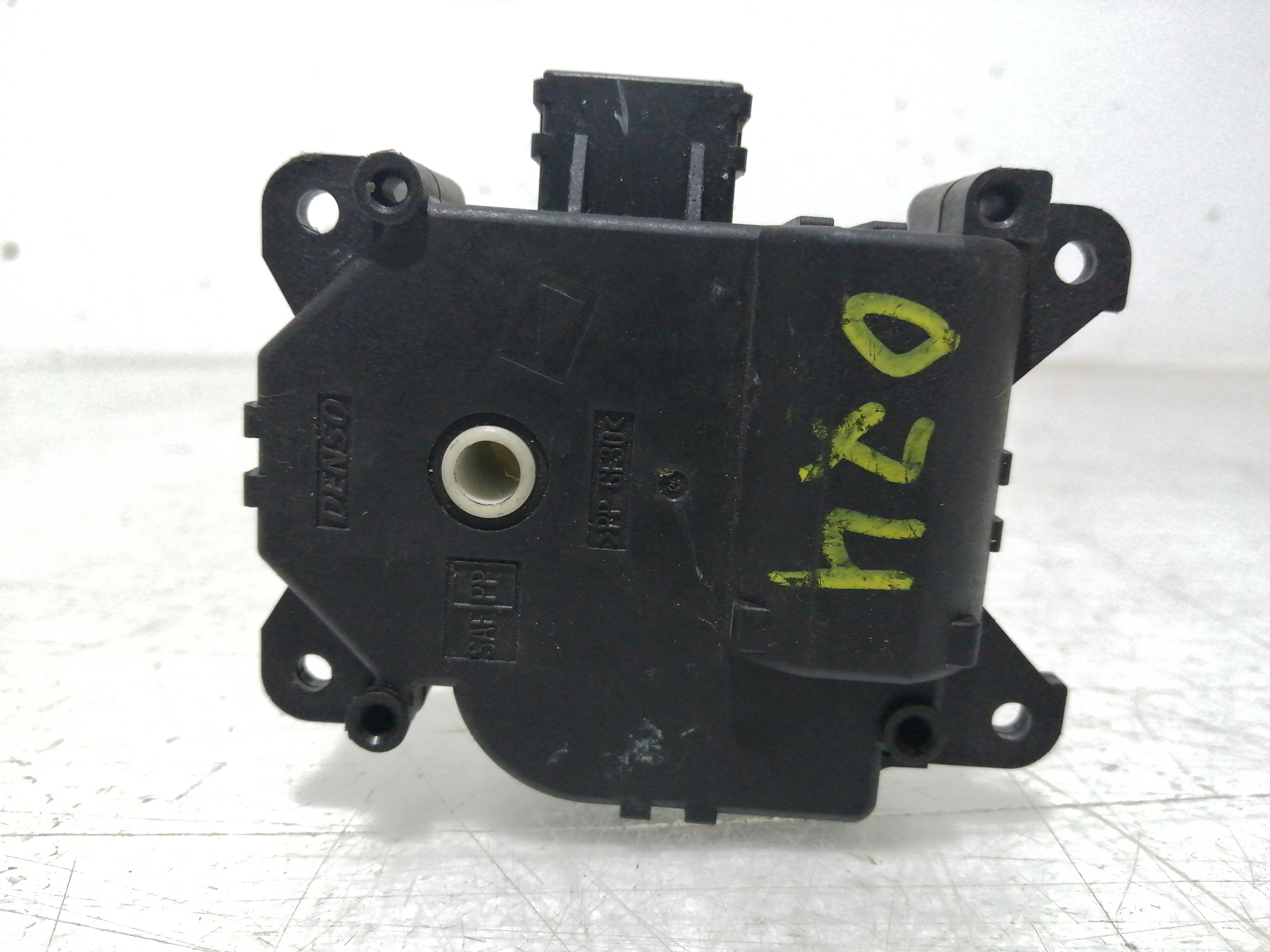 Atuador da Climatizaçao / Sofagem  MAZDA RX-8 (SE, FE) | 03 - 12