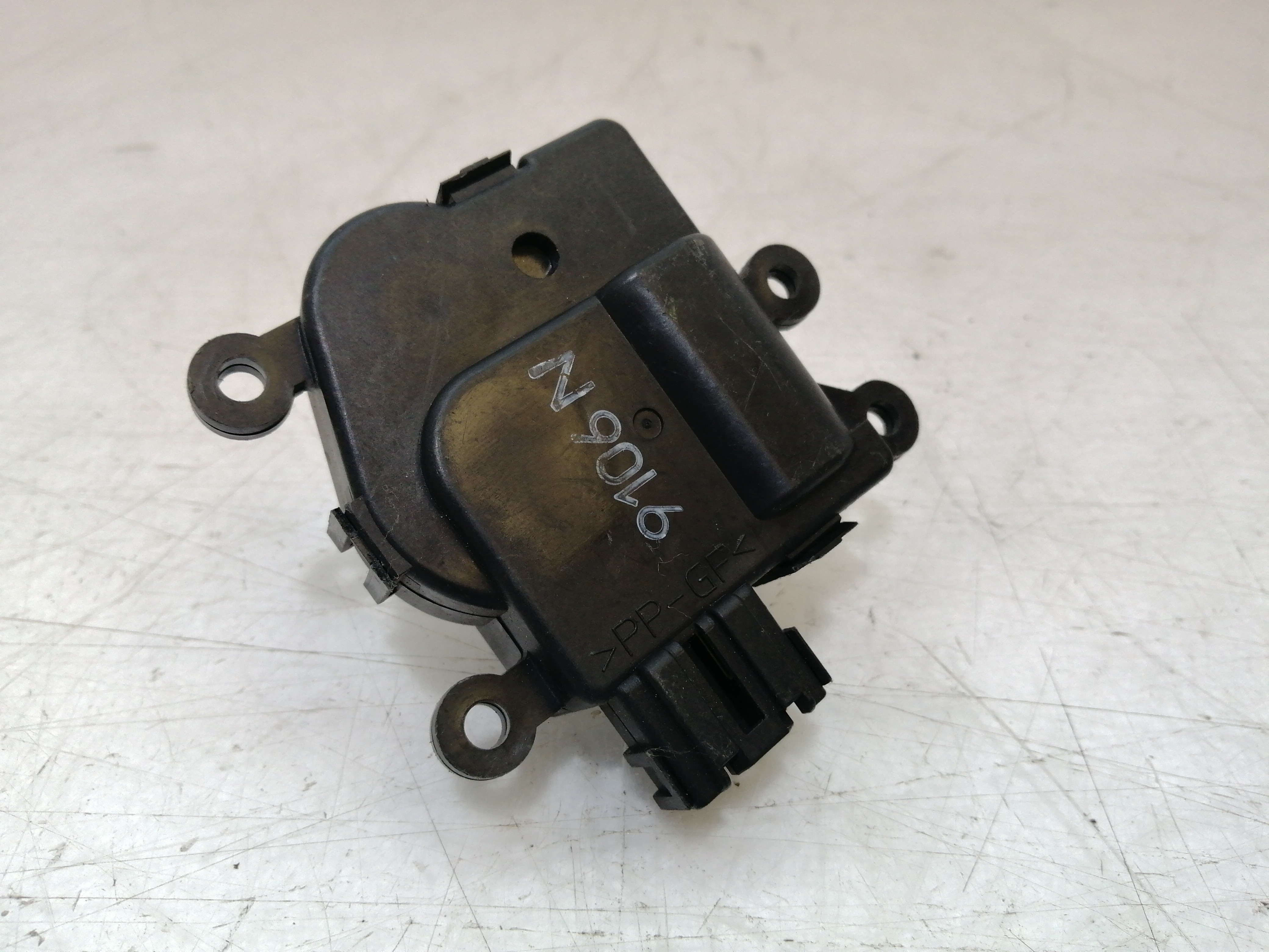 Atuador da Climatizaçao / Sofagem  MAZDA 3 (BL) | 08 - 14