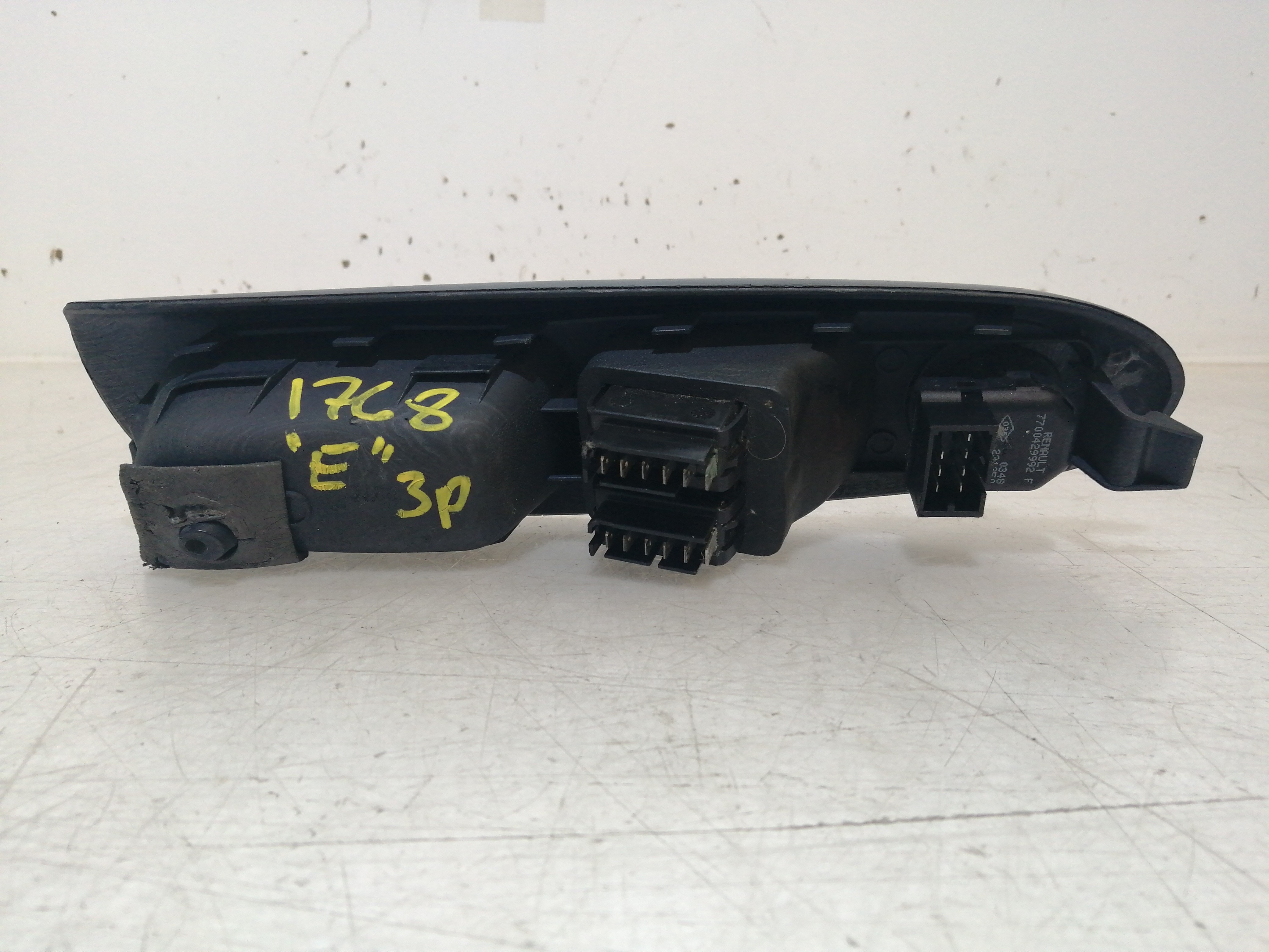 Interruptor Vidros Frente Esquerdo RENAULT CLIO II (BB_, CB_) | 98 -  Imagem-1