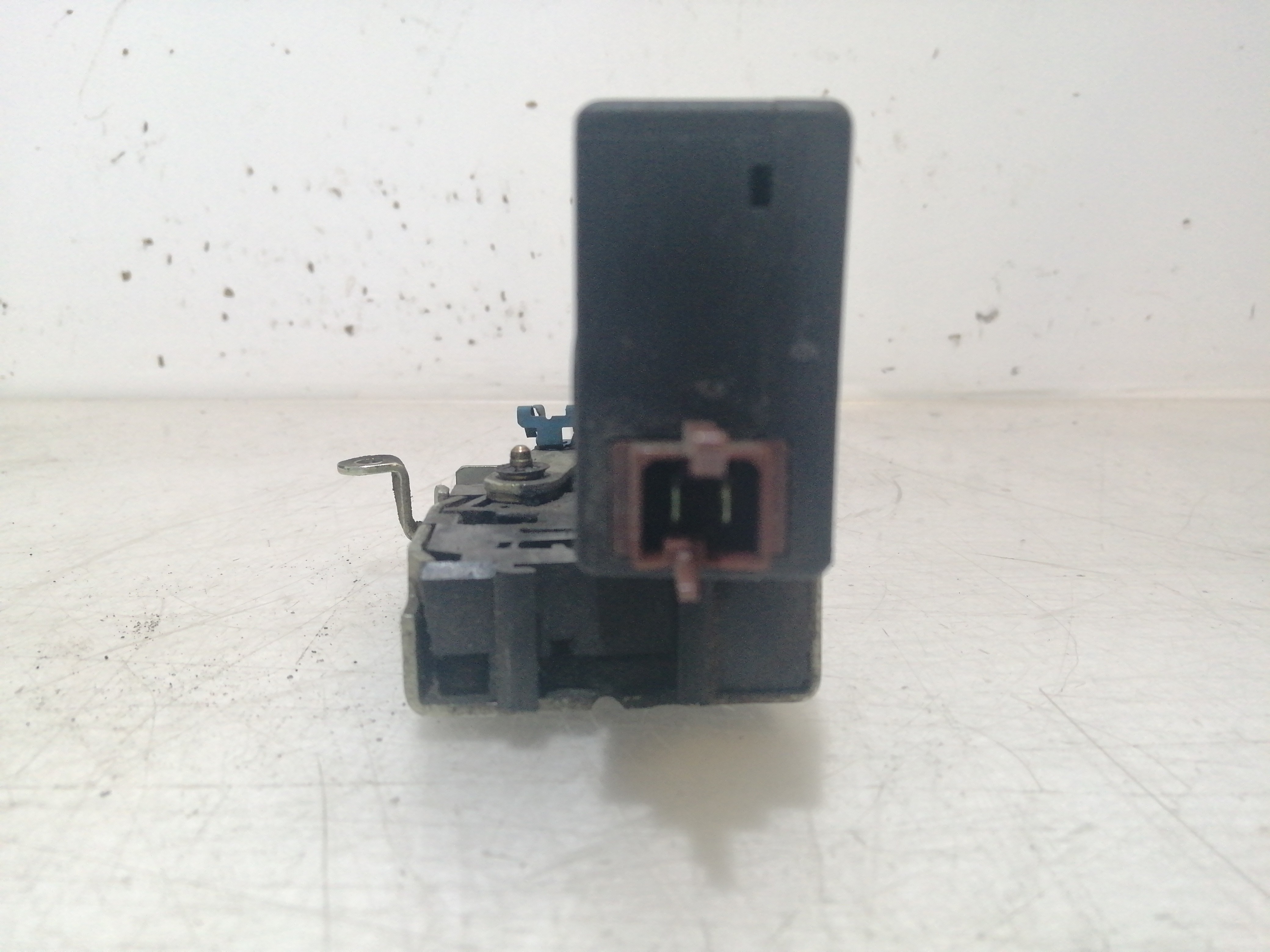 Fecho da Porta Frente Direito CITROEN SAXO Hatchback van (S3_) | 97 - 03 Imagem-3