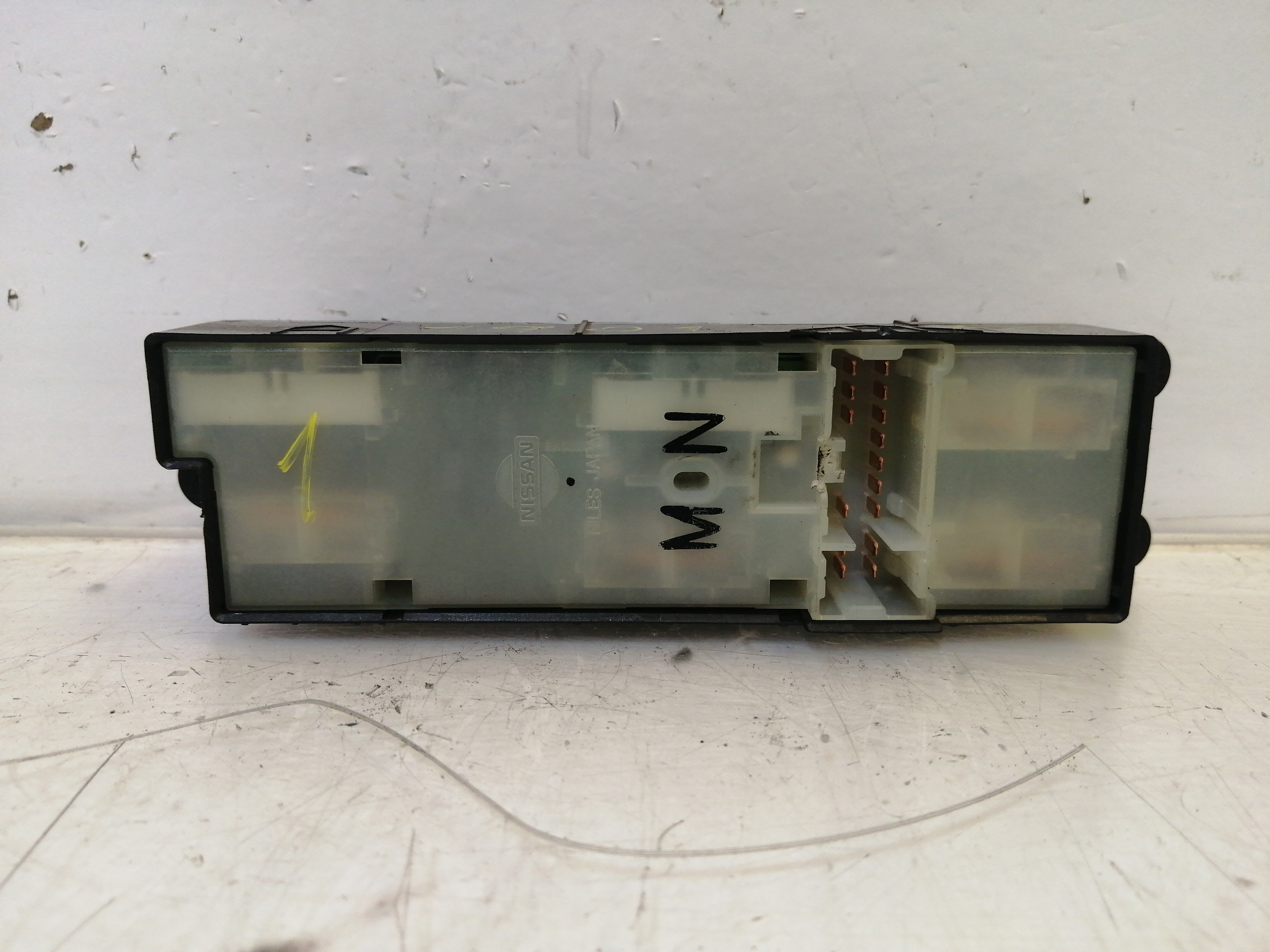 Interruptor Vidros Frente Esquerdo NISSAN ALMERA II (N16) | 00 -  Imagem-1