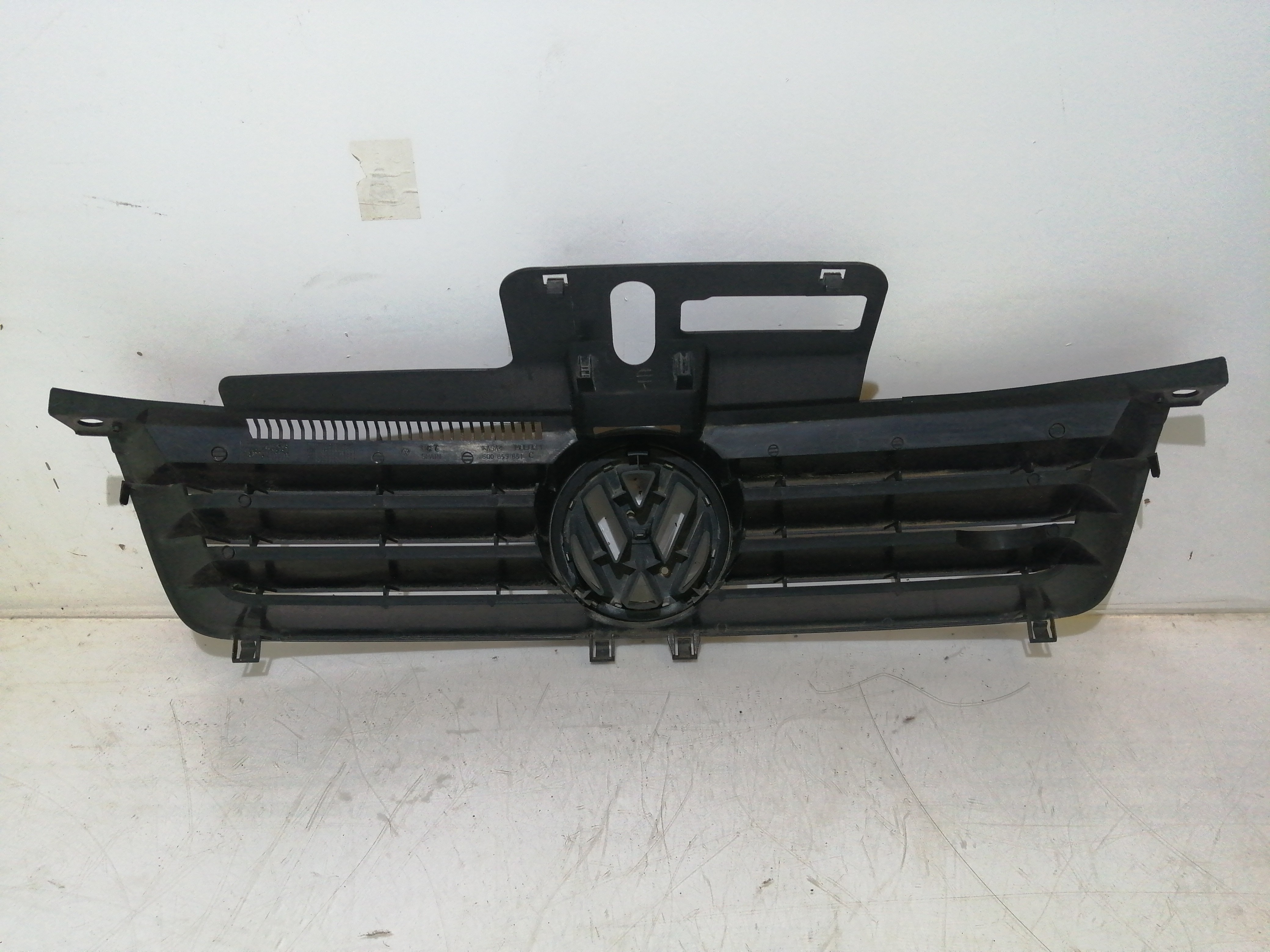 Grelha da Frente VOLKSWAGEN POLO (9N_) | 01 - 14 Imagem-1