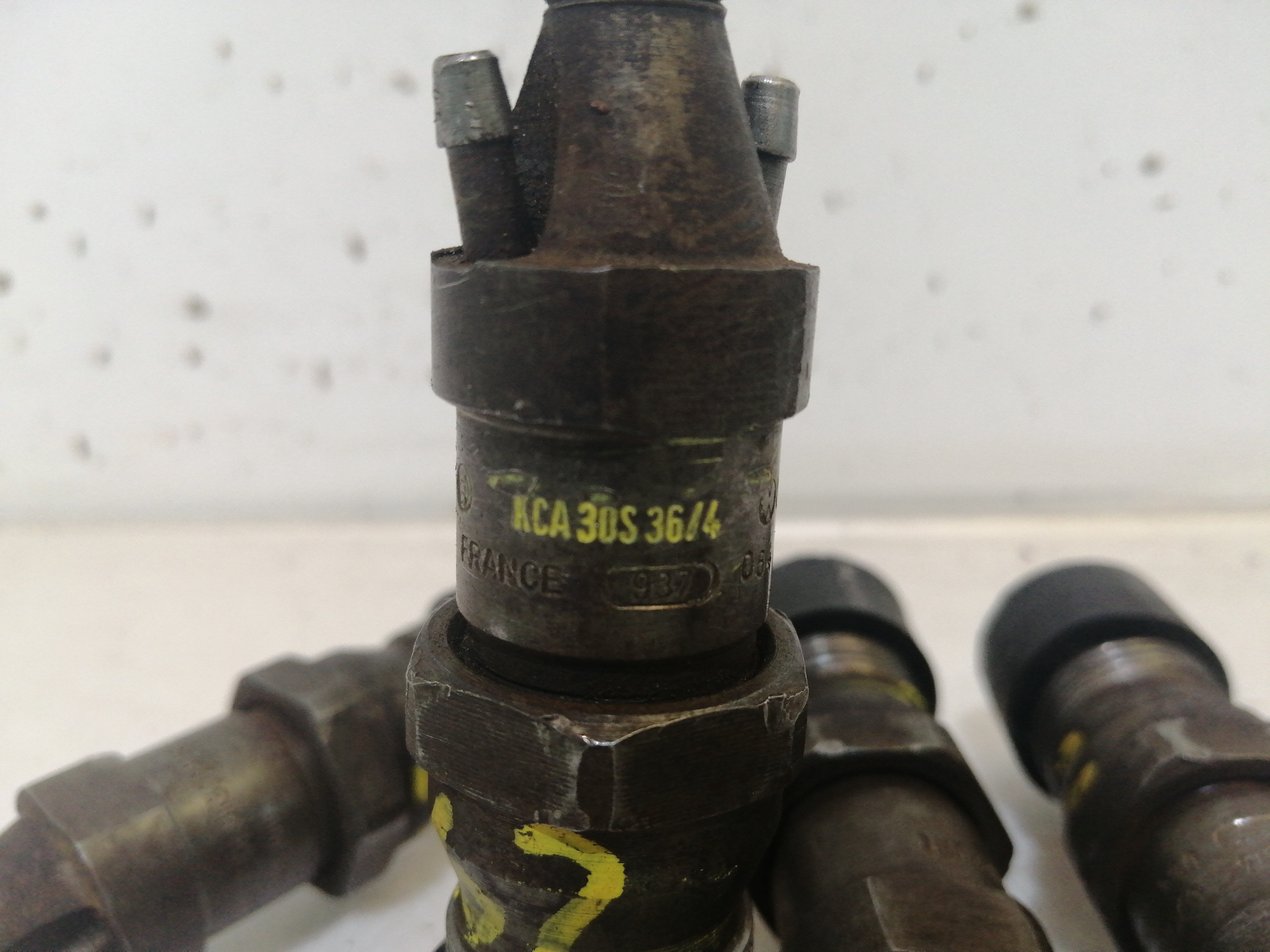 Conjunto Injectores VOLKSWAGEN PASSAT (3A2, 35I) | 88 - 97 Imagem-2