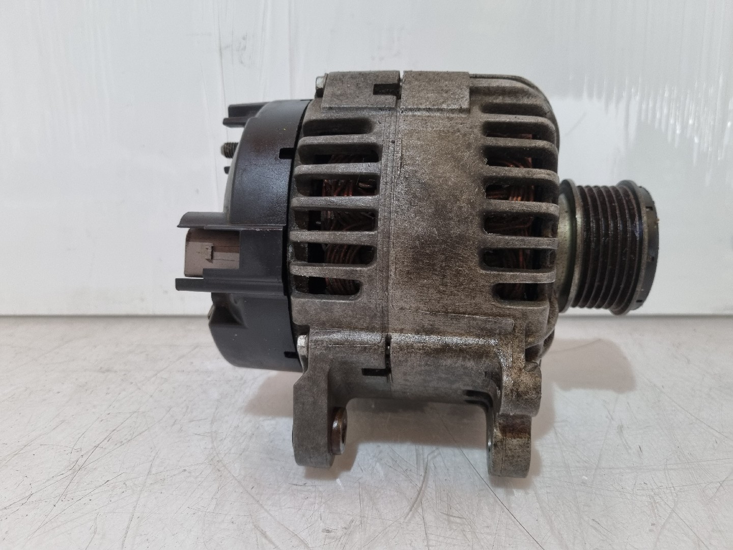 Alternador SKODA OCTAVIA II Combi (1Z5) | 04 - 13 Imagem-2