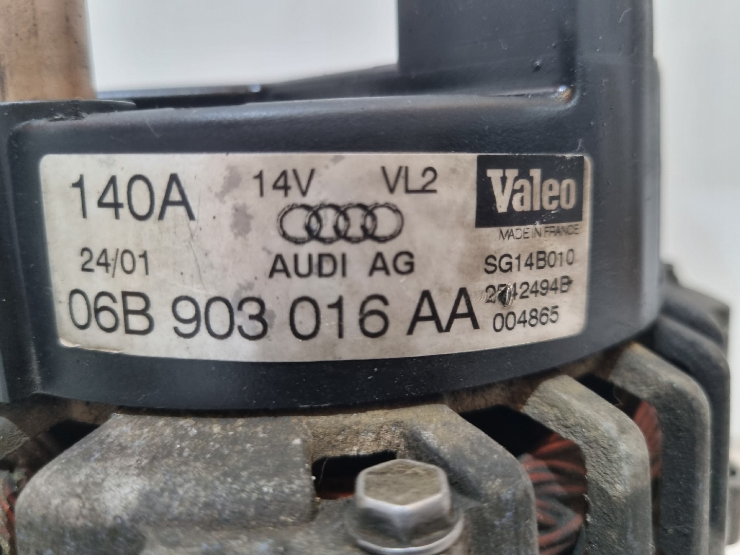 alternateur AUDI A4 (8E2, B6) | 00 - 05 Imagem-3