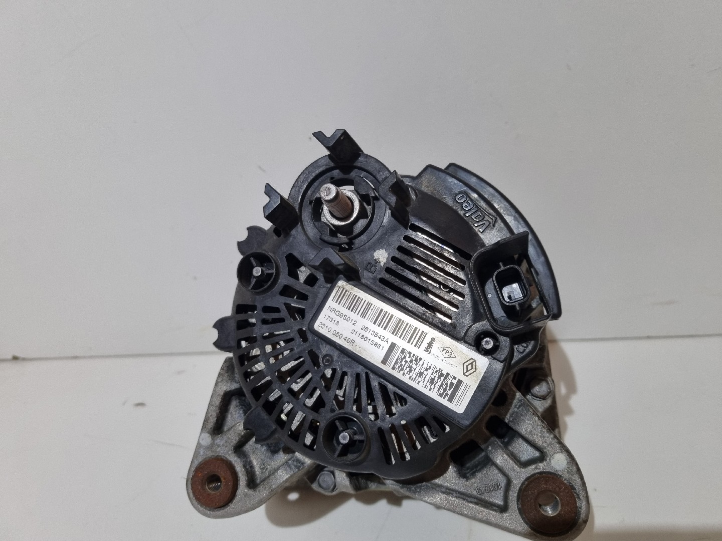 Alternator RENAULT MEGANE IV três volumes | 16 -  Imagem-3