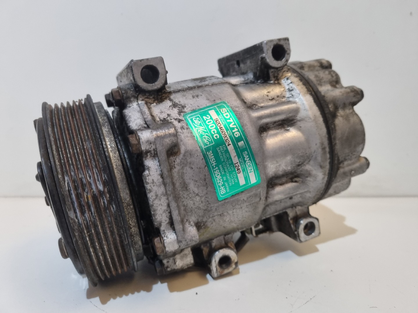 Compressor do Ar Condicionado FORD C-MAX (DM2) | 07 - 10 Imagem-1