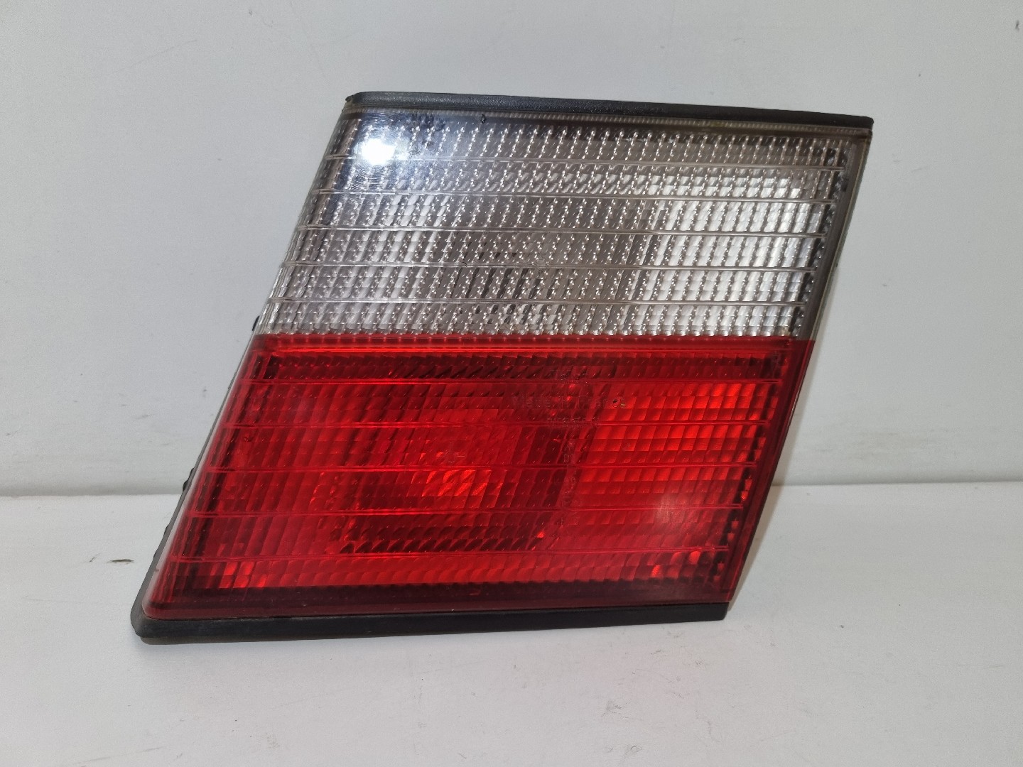 Farolim da Mala Direito NISSAN PRIMERA (P11) | 96 - 01