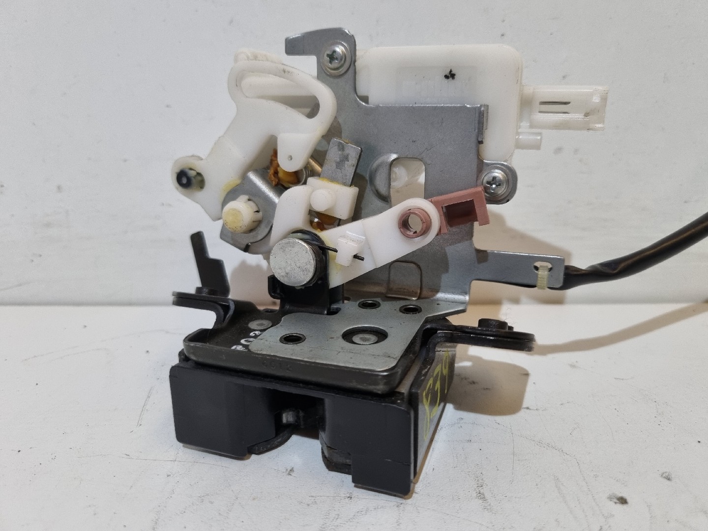 Fecho da Mala MAZDA 5 (CR19) | 05 - 10