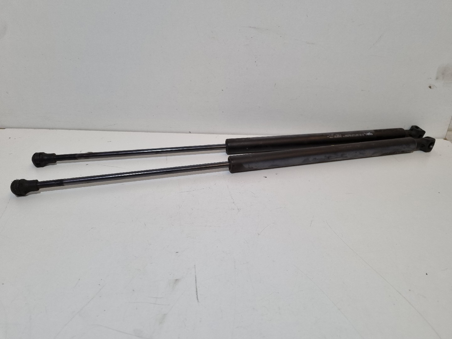Amortecedor de porta da mala PEUGEOT 207 (WA_, WC_) | 06 - 15