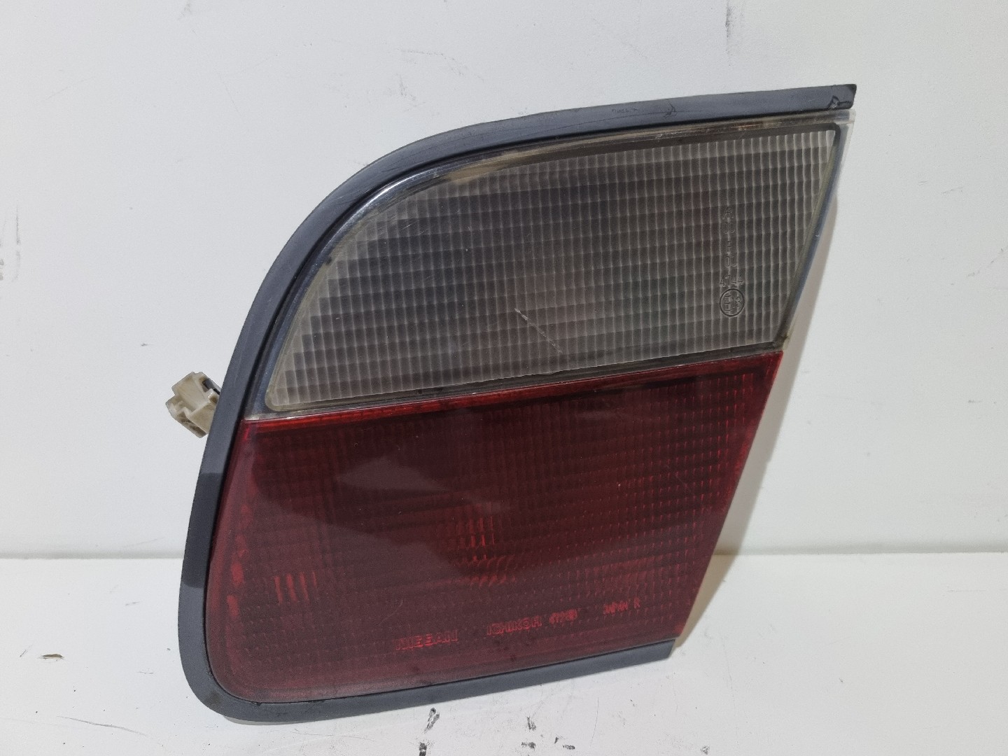 Farolim da Mala Direito NISSAN ALMERA I (N15) | 95 - 00