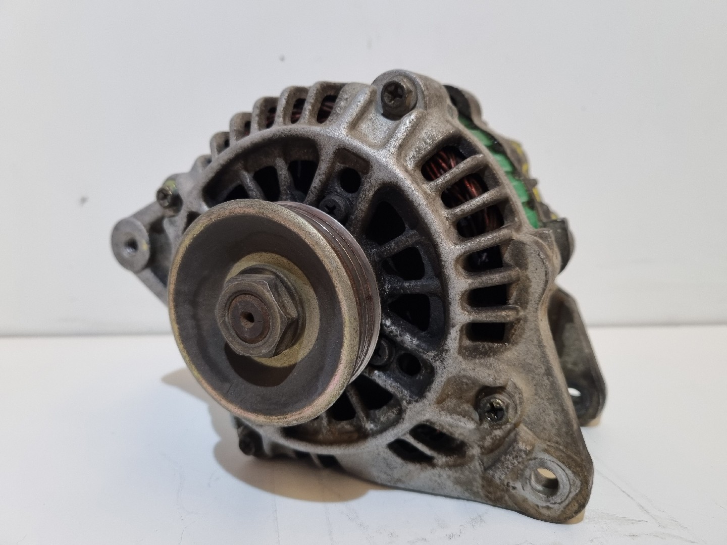 Alternador HYUNDAI ACCENT três volumes (X-3) | 94 - 00