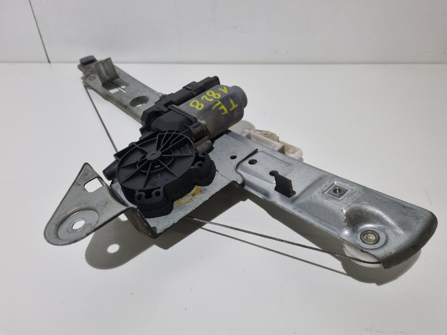 Elevador Trás Esquerdo Elétrico RENAULT MEGANE II (BM0/1_, CM0/1_) | 01 - 12