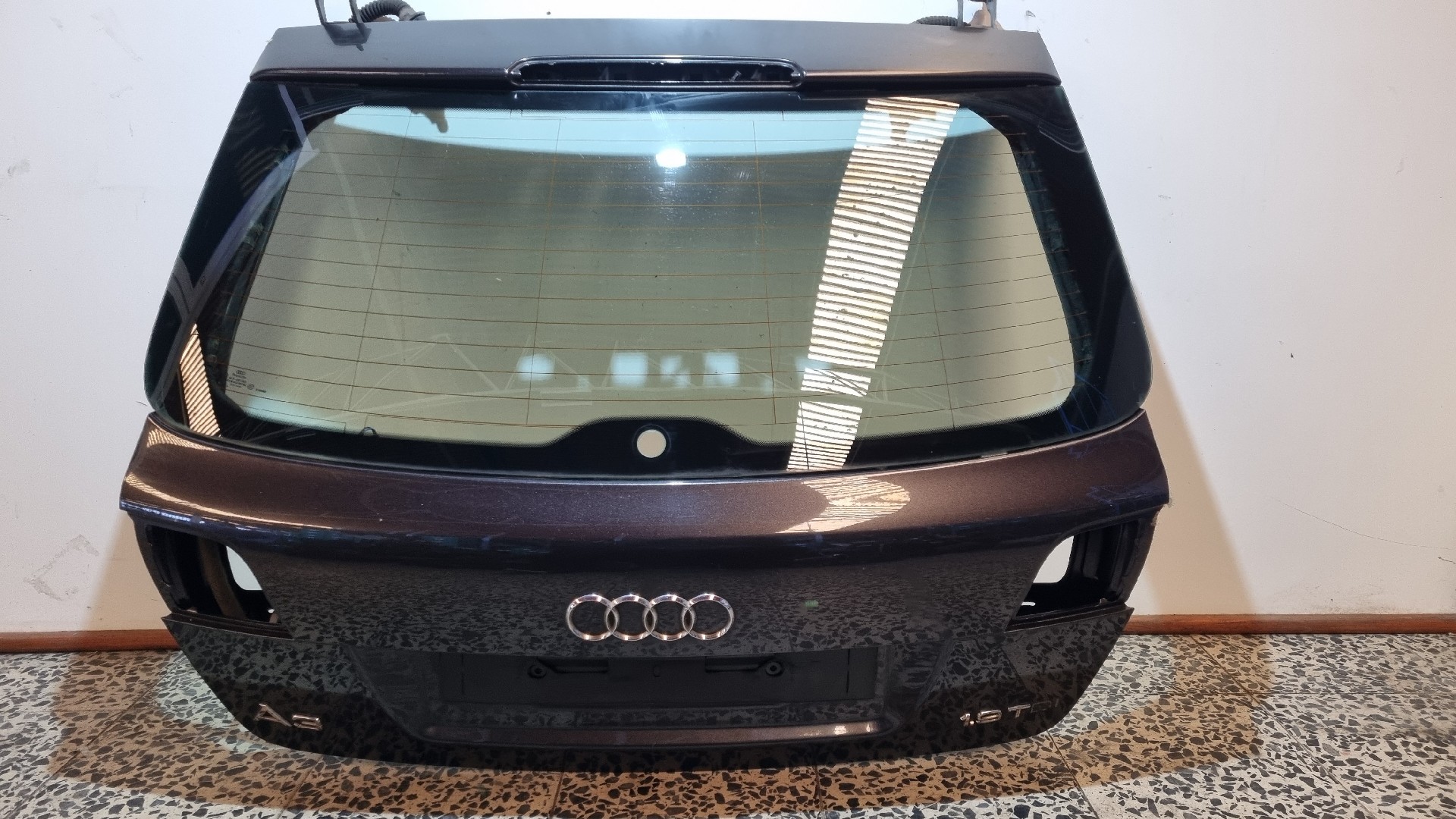Tampa da Mala AUDI A3 Sportback (8PA) | 04 - 15