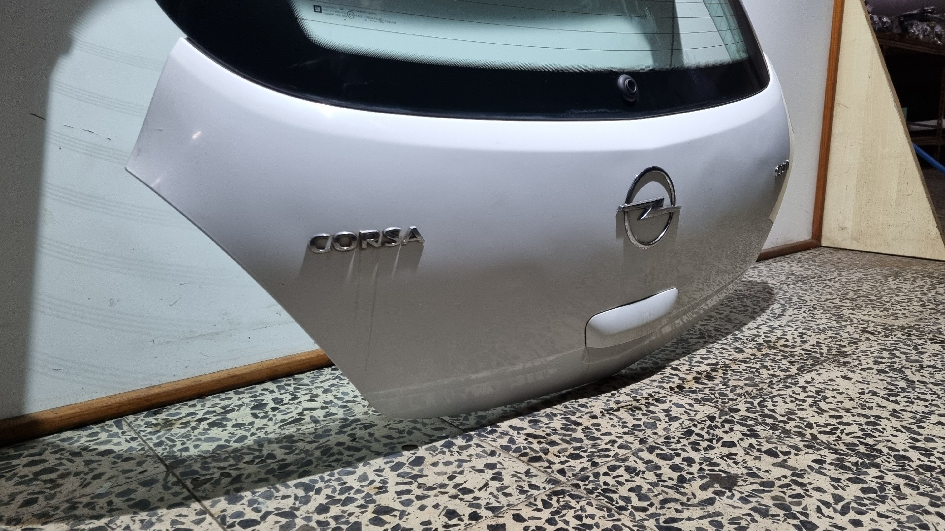 Tampa da Mala OPEL CORSA D Van (S07) | 06 - 14 Imagem-2