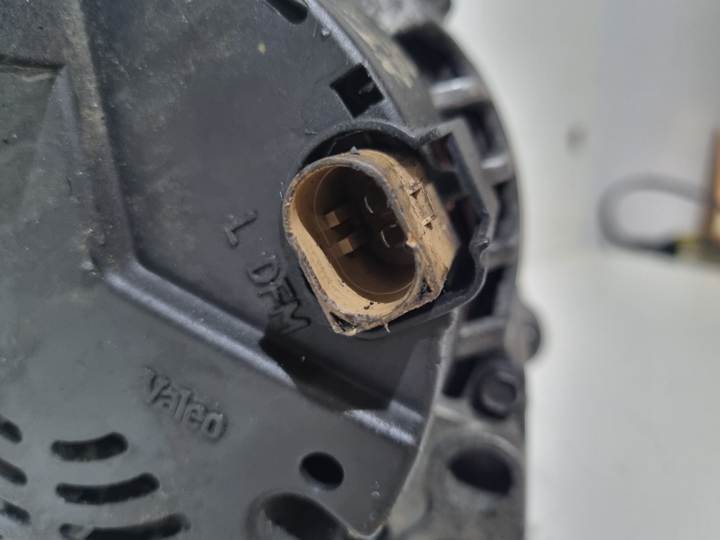 Alternador VOLKSWAGEN POLO (9N_) | 01 - 14 Imagem-3