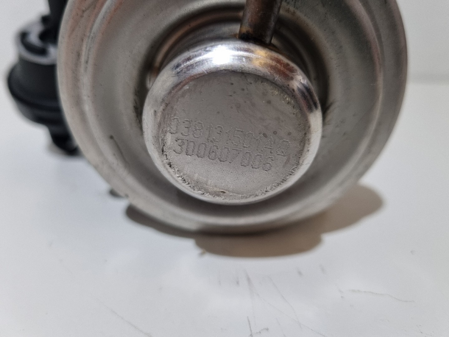 EGR Válvula VOLKSWAGEN PASSAT Variant (3B6) | 00 - 05 Imagem-2