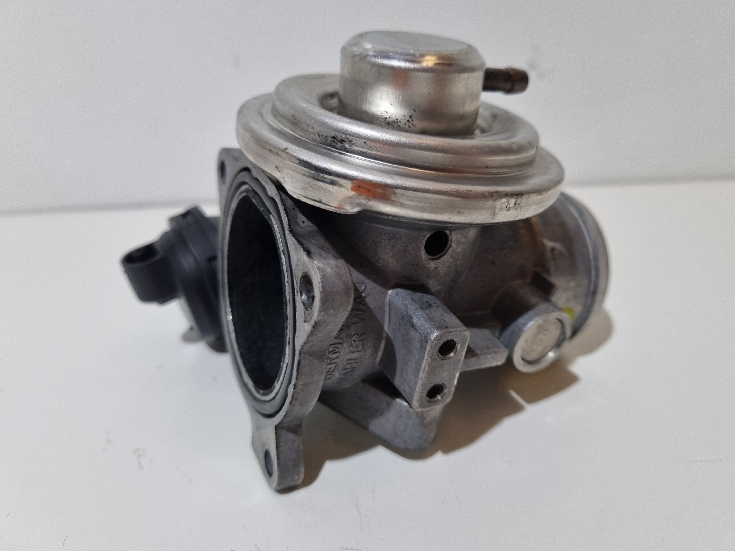 EGR Válvula VOLKSWAGEN PASSAT Variant (3B6) | 00 - 05 Imagem-1