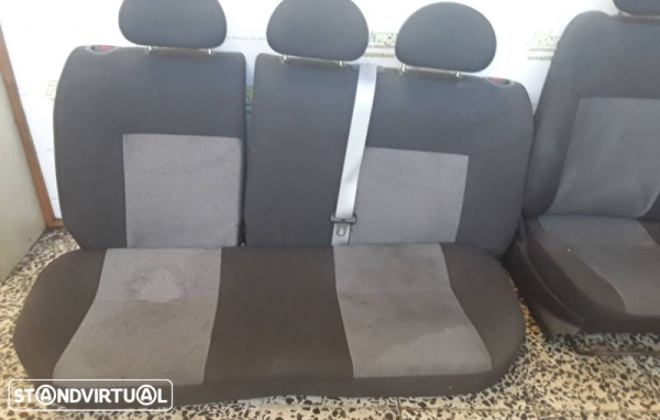Interior Completo OPEL CORSA C (X01) | 00 - 09 Imagem-4