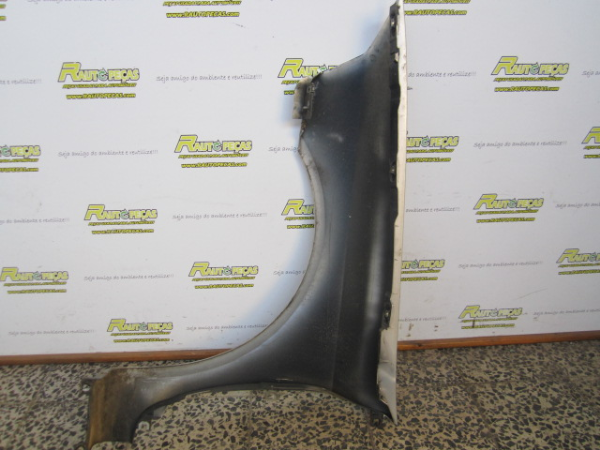 Guarda Lamas Direito RENAULT LAGUNA II Grandtour (KG0/1_) | 01 - 07 Imagem-1