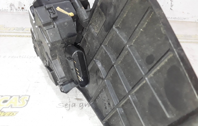Fecho da Porta Trás Direito FORD FIESTA VI (CB1, CCN) | 08 -  Imagem-1