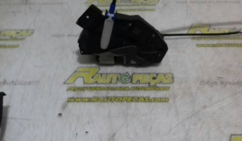 Fecho da Porta Frente Direito FORD FIESTA VI (CB1, CCN) | 08 - 