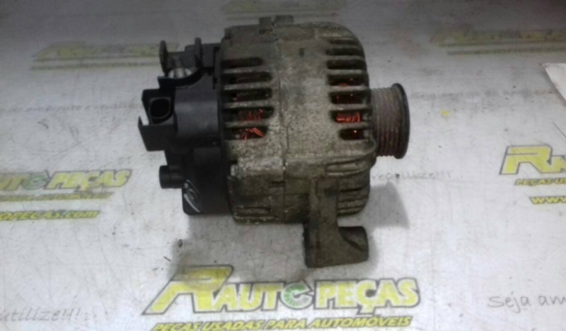 Alternador BMW 1 (E87) | 03 - 13 Imagem-1