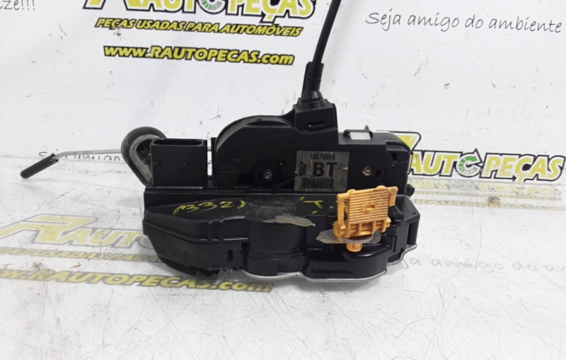 Fecho da Porta Trás Direito OPEL ASTRA J (P10) | 09 - 15