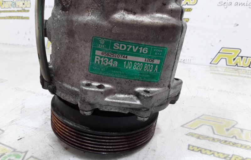 Compressor do Ar Condicionado VOLKSWAGEN GOLF IV (1J1) | 97 - 07 Imagem-3