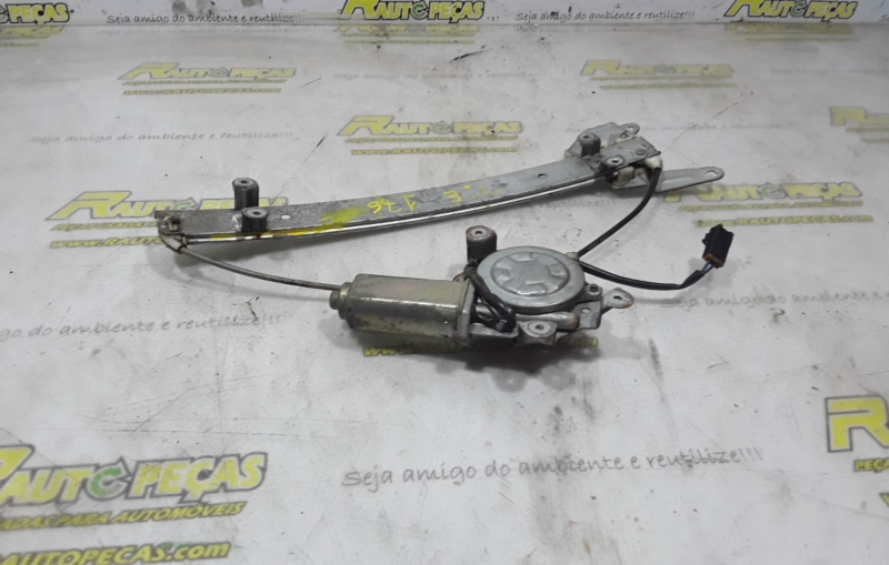 Elevador Trás Esquerdo Elétrico NISSAN SUNNY III (N14) | 90 - 96 Imagem-1