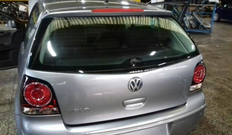 Tampa da Mala VOLKSWAGEN POLO (9N_) | 01 - 14